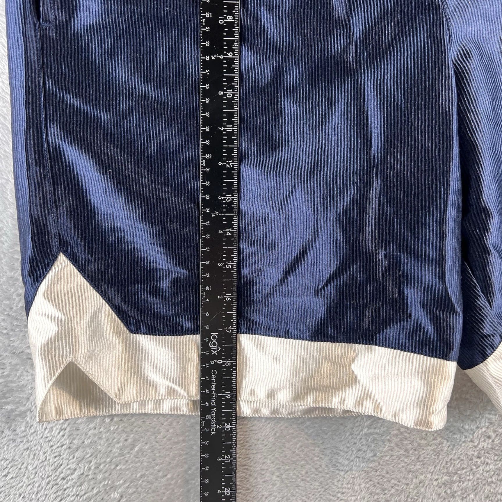 Nike VINTAGE Nike Short Basketball Shorts Mens M Blue White Pockets Drawstring Breathable Easy Care Elastic Waist 100% Polyester Y2K Athletic Sports Style Size US 31 - 7 Thumbnail