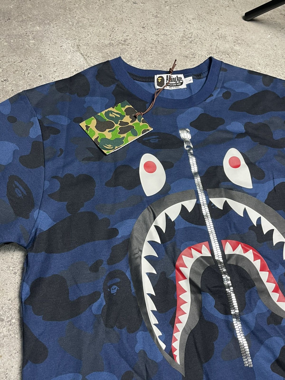 Bape BAPE Shark T-shirt navy Size US L / EU 52-54 / 3 - 4 Thumbnail