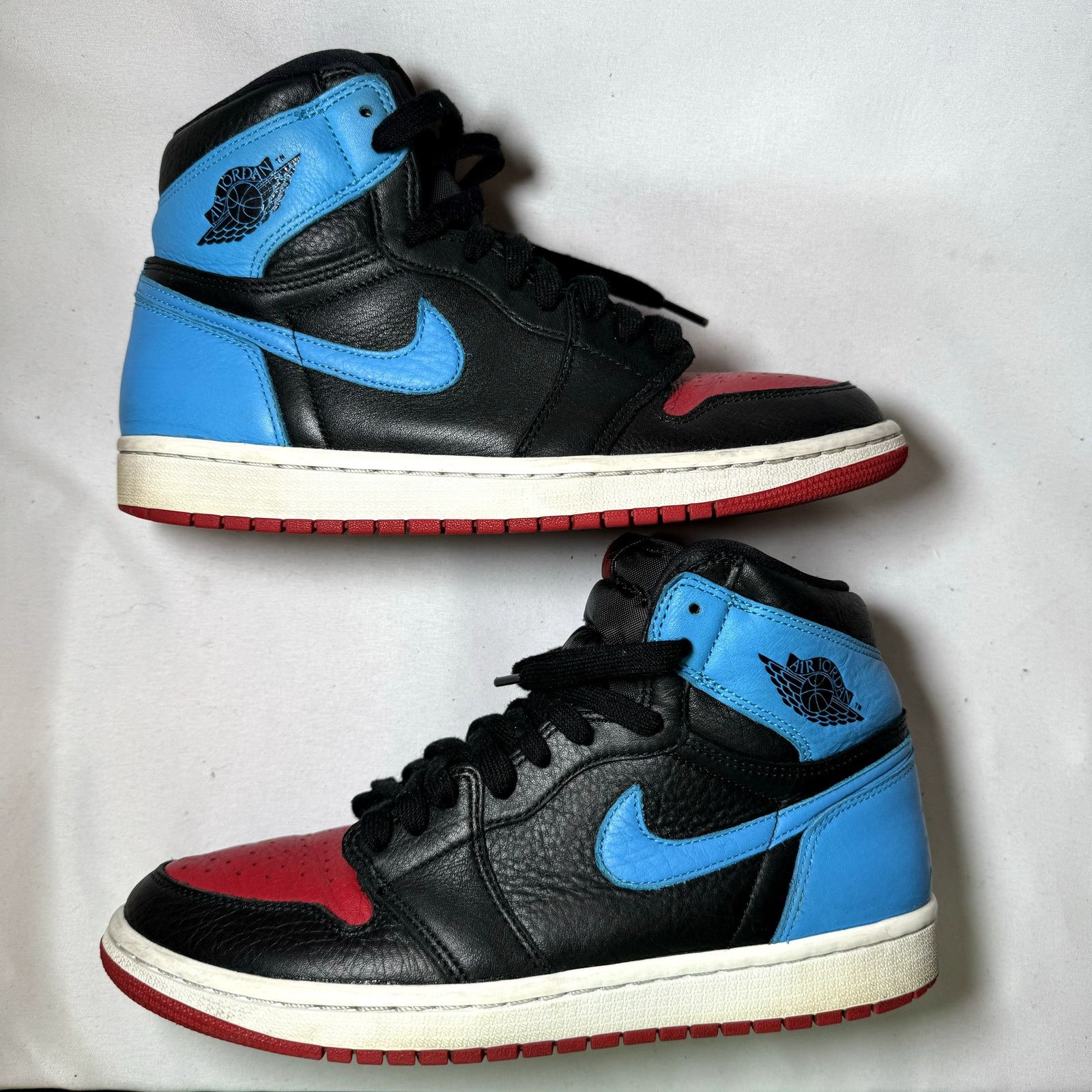 Jordan Brand × Nike Nike Air Jordan 1 High OG NC to Chi Women's Shoes - Size 9.5 Size US 9.5 / IT 39.5 - 2 Thumbnail