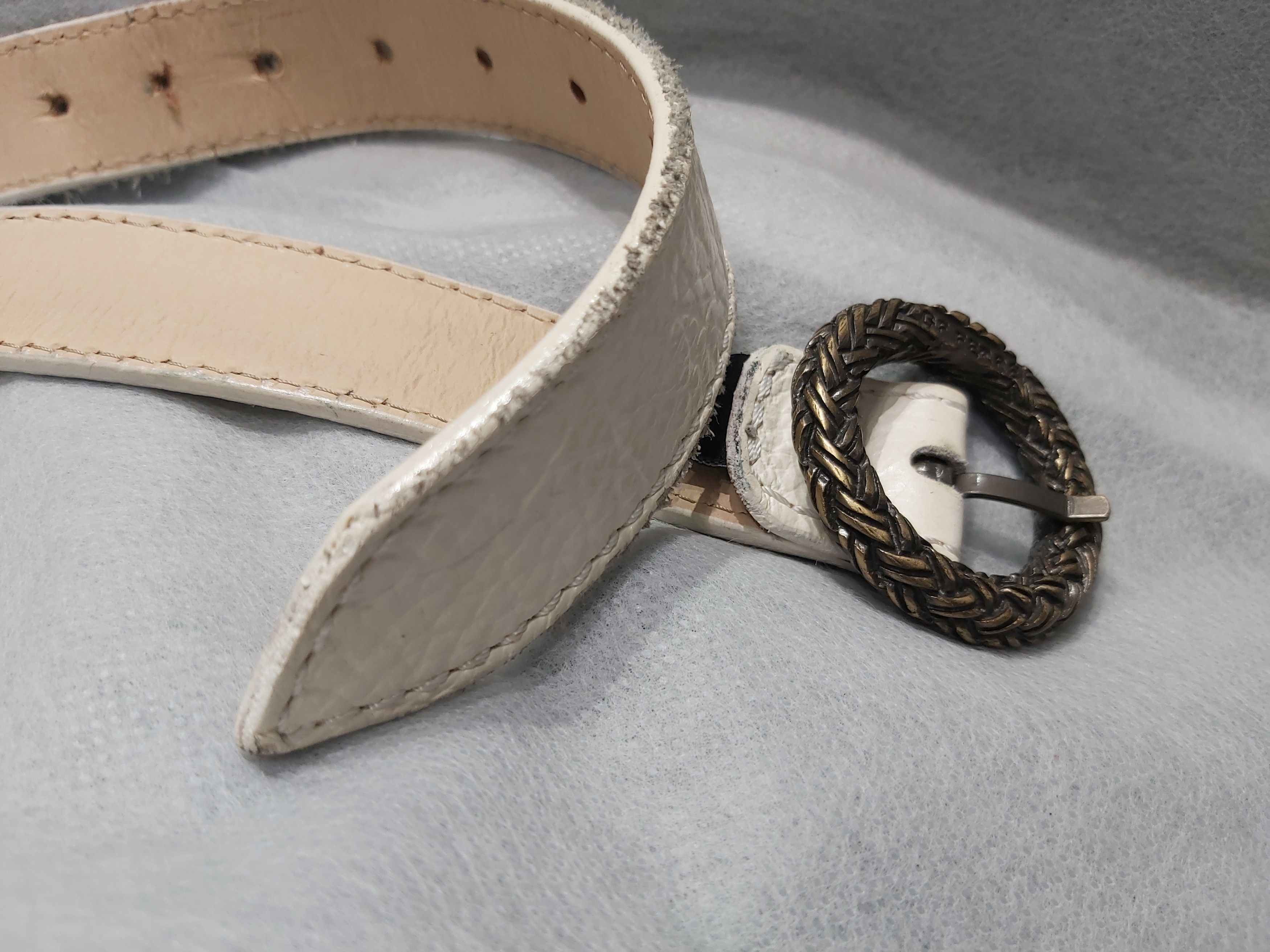 Gianfranco Ferre Gianfranco Ferre belt. Vintage white leather belt rings Size ONE SIZE - 12 Thumbnail