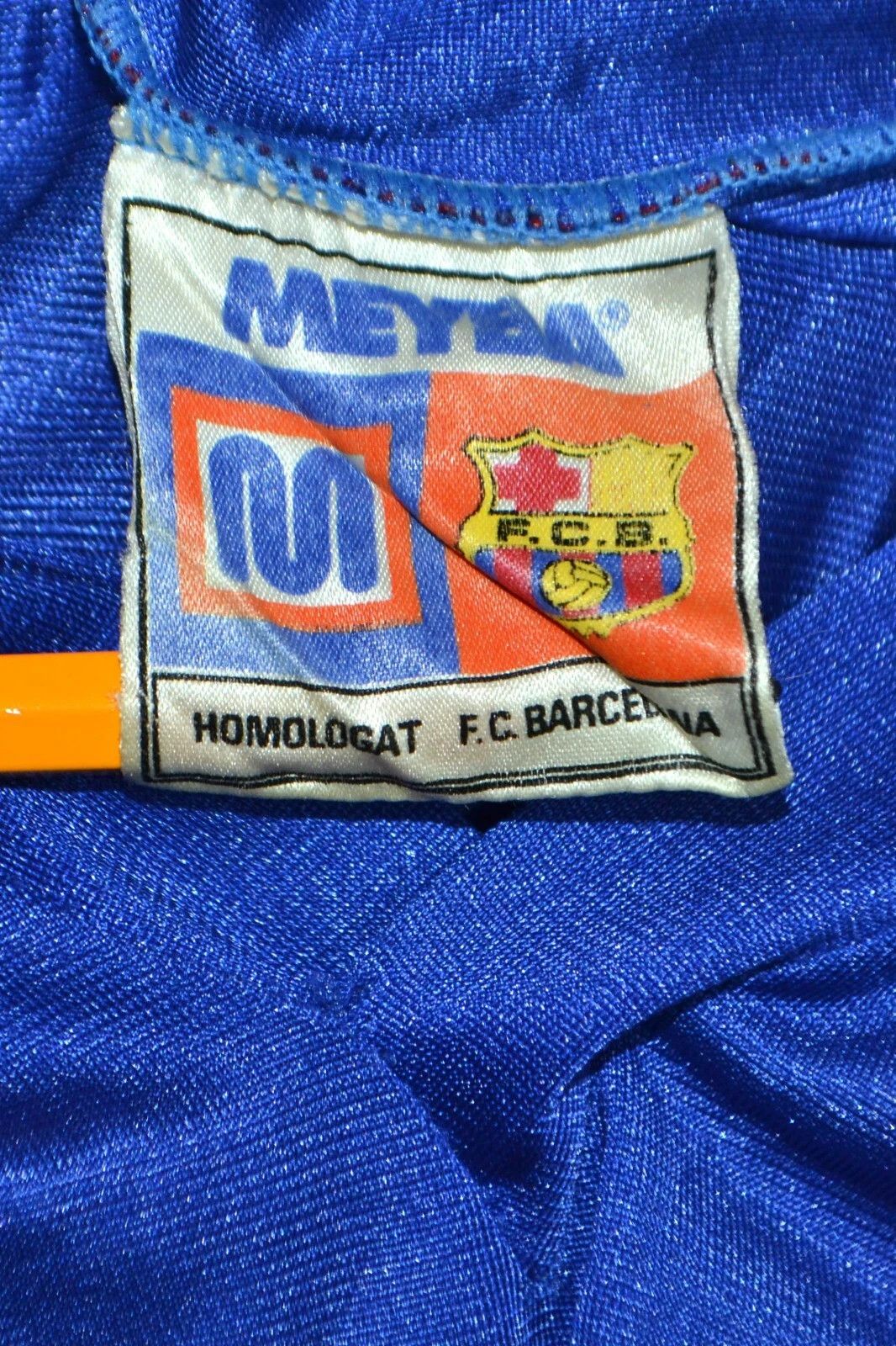 Other BARCELONA 1984/1989 HOME FOOTBALL SHIRT MEYBA VINTAGE L Size US L / EU 52-54 / 3 - 7 Thumbnail