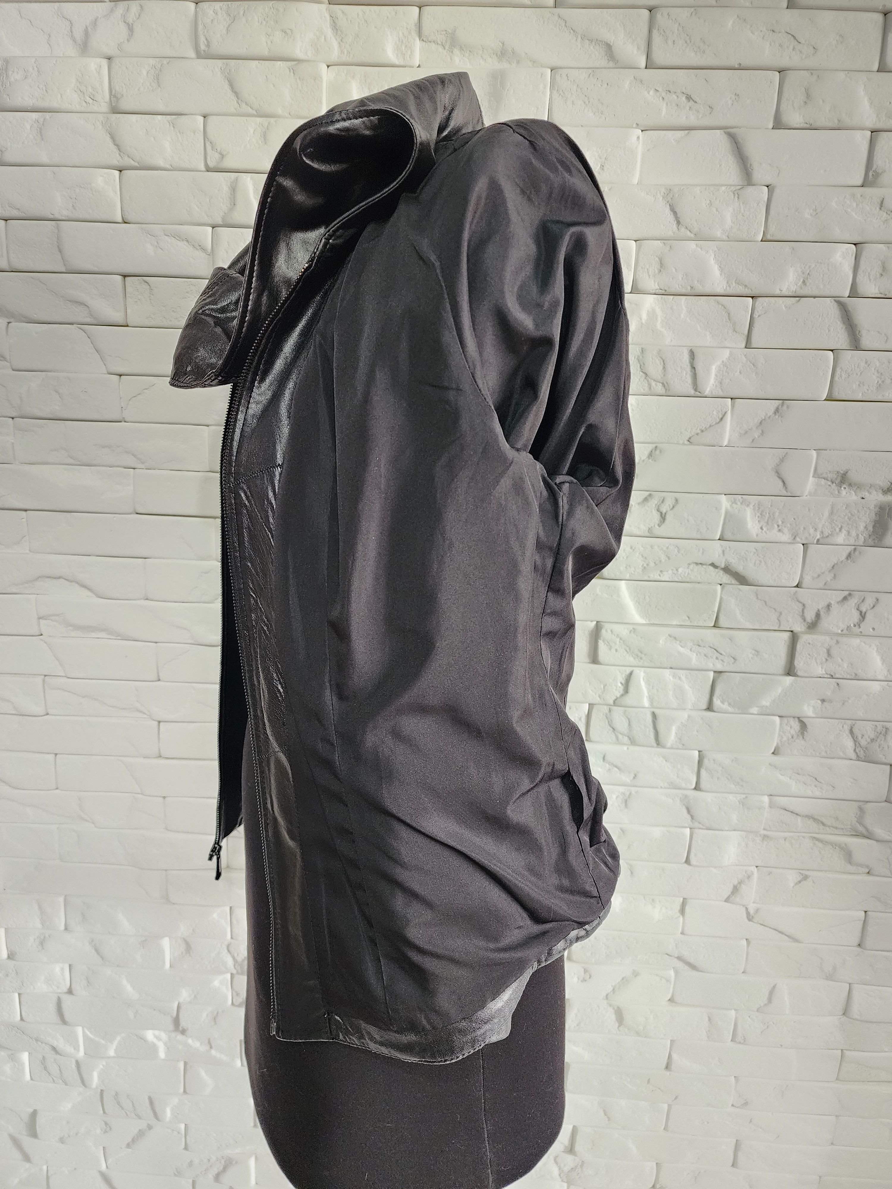 Other Mysterious black women's jacket with a hood. Size L / US 10 / IT 46 - 10 Thumbnail