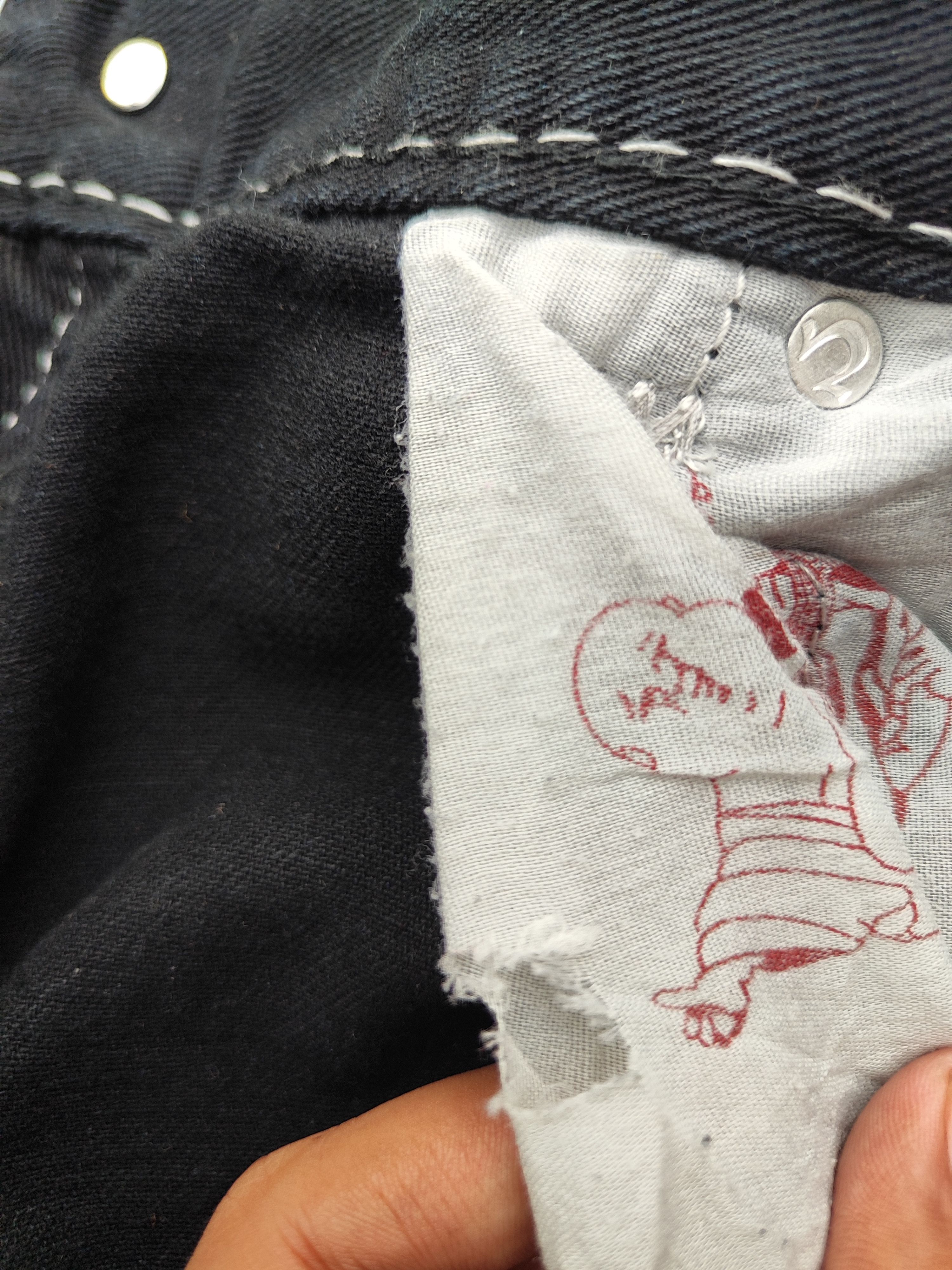 True Religion True Religion Joey Super T Size US 34 / EU 50 - 12 Thumbnail