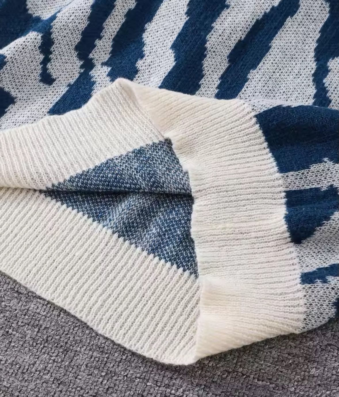 Other Street Double Sided Blue Graffiti Sweater Jacquard Knitwear Size US L / EU 52-54 / 3 - 5 Thumbnail