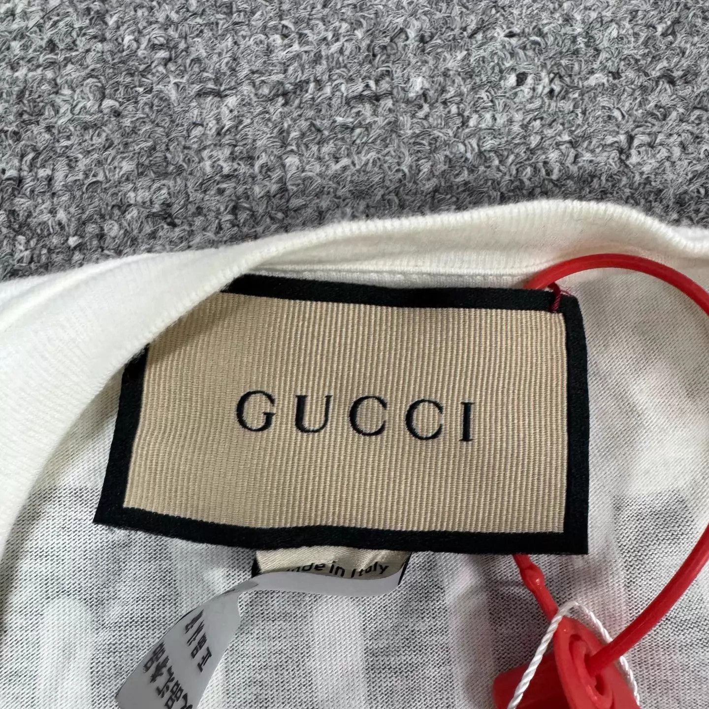 Gucci Gucci flocked logo short sleeve top S 99 new Size S / US 4 / IT 40 - 5 Thumbnail