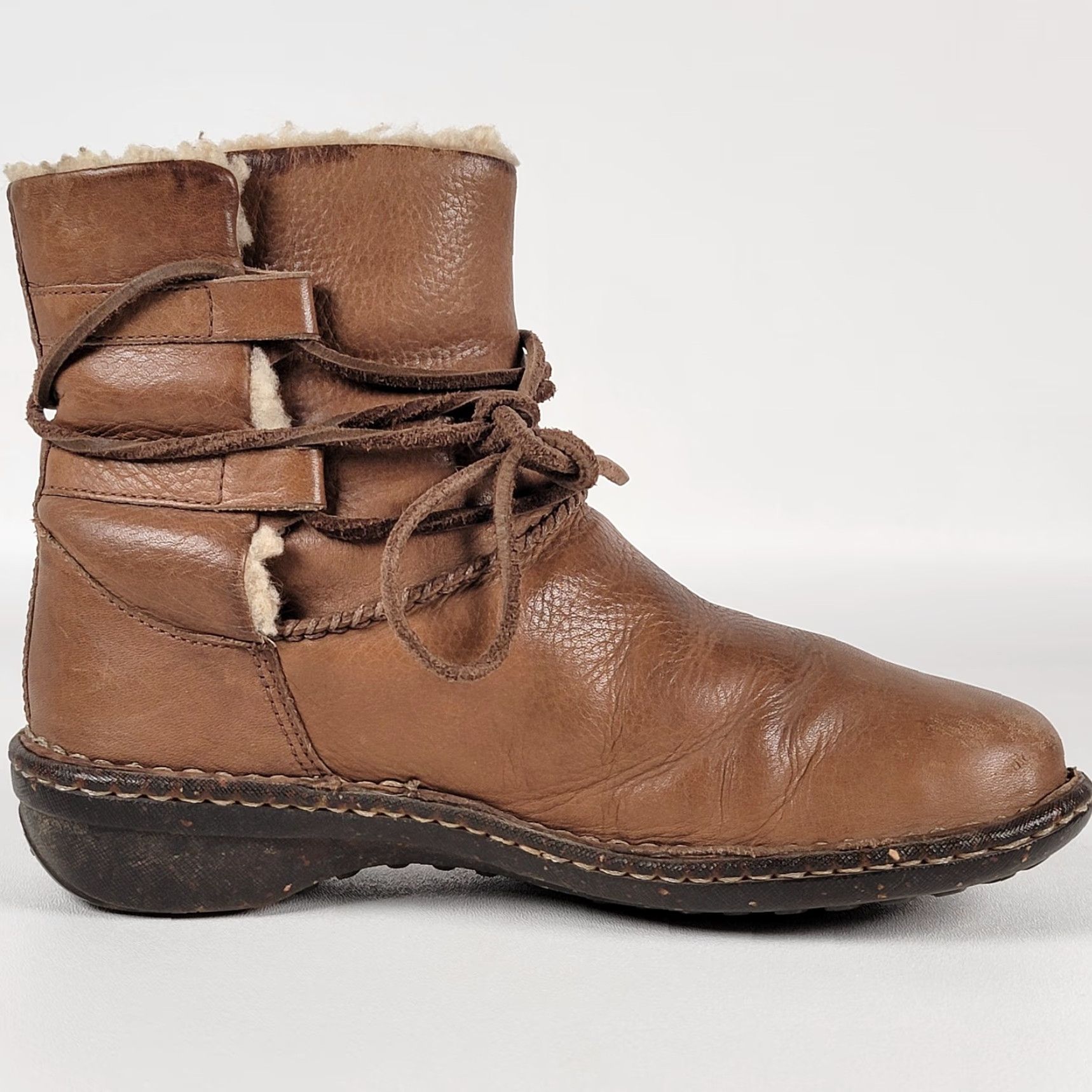 Ugg UGG Australia Caspia Leather Boots Lace Up Shearling Women Size 8 Brown Winter Snow Boot Size US 8 / IT 38 - 6 Thumbnail