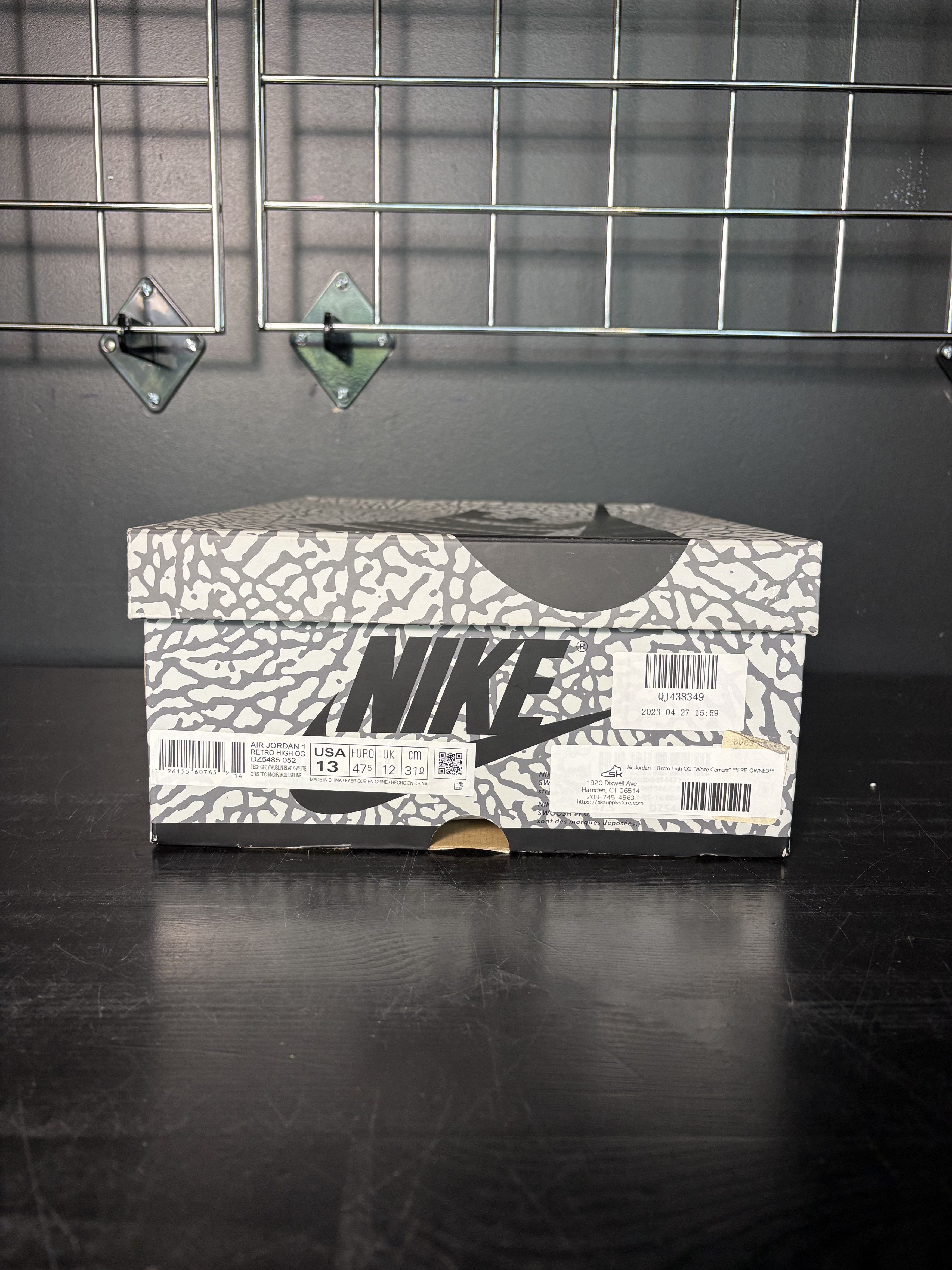 Jordan Brand Air Jordan 1 Retro High OG "White Cement" **PRE-OWNED** - Size 13 Size US 13 / EU 46 - 7 Thumbnail