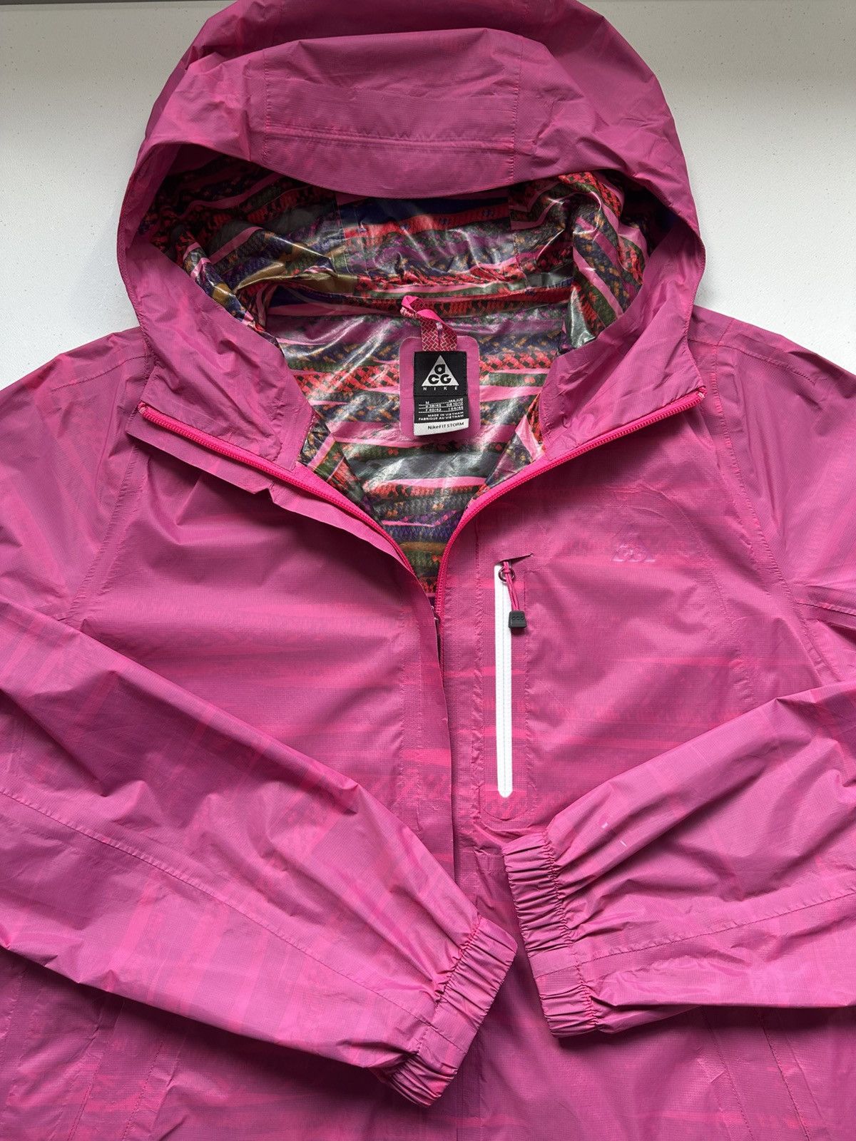 Nike ACG Nike ACG Lightweight Jacket Hooded Womens Size M / US 6-8 / IT 42-44 - 8 Thumbnail