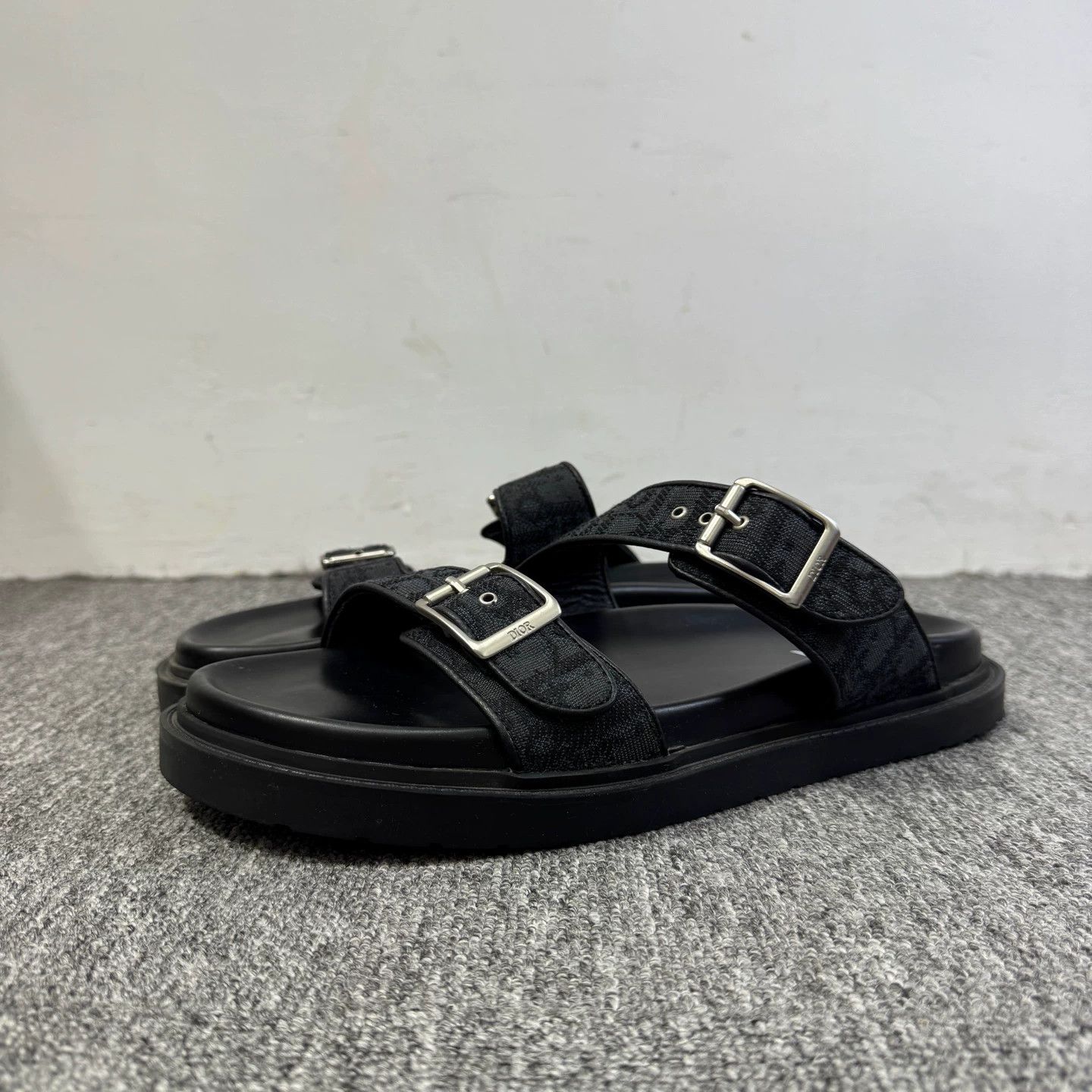 Dior Dior Women's Aqua Buckle Flat Sandals 95 New Size US 4.5 / IT 34.5 - 1 Thumbnail
