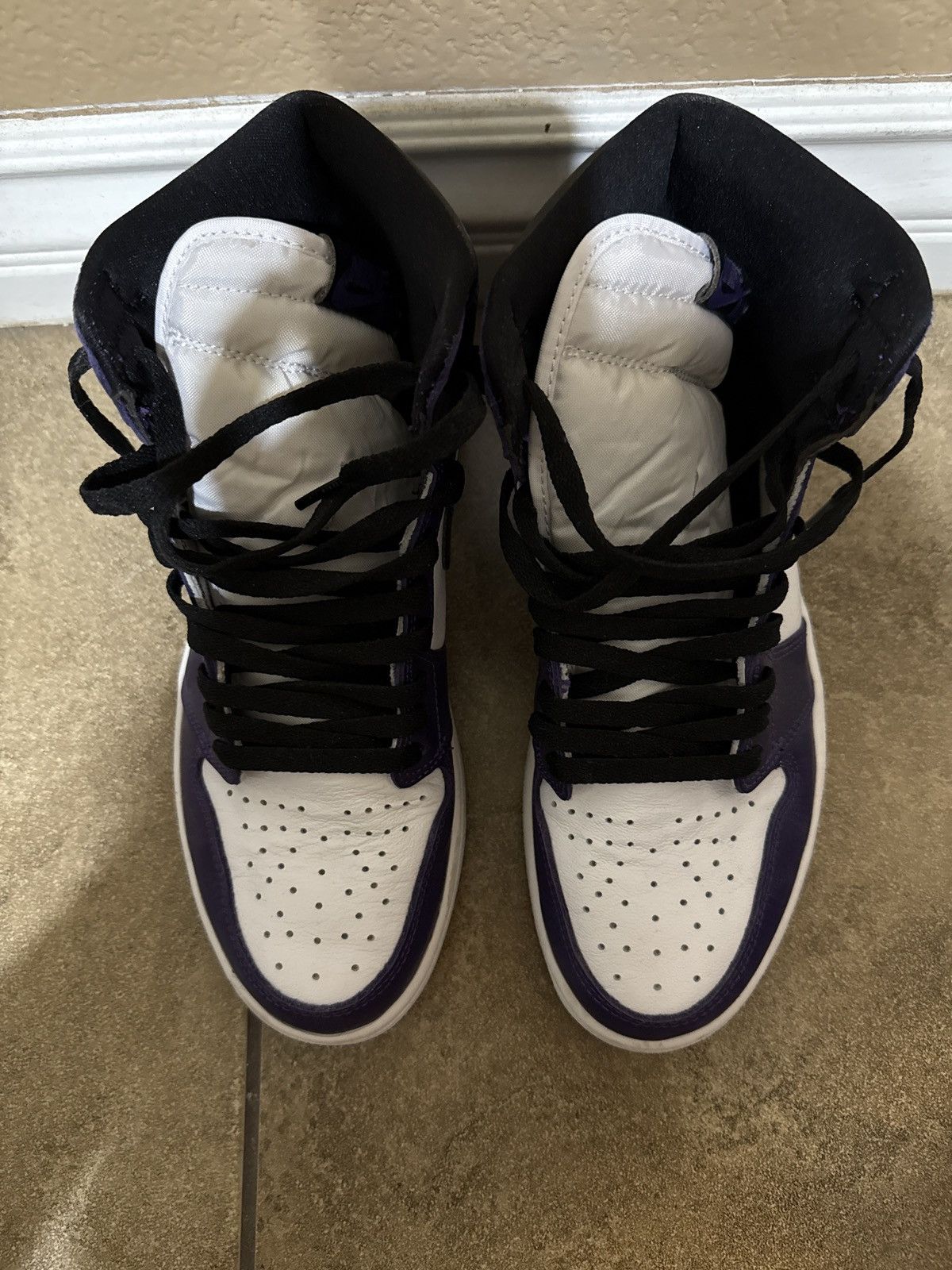 Nike Jordan 1 Retro High OG Court Purple Size US 9.5 / EU 42-43 - 3 Thumbnail