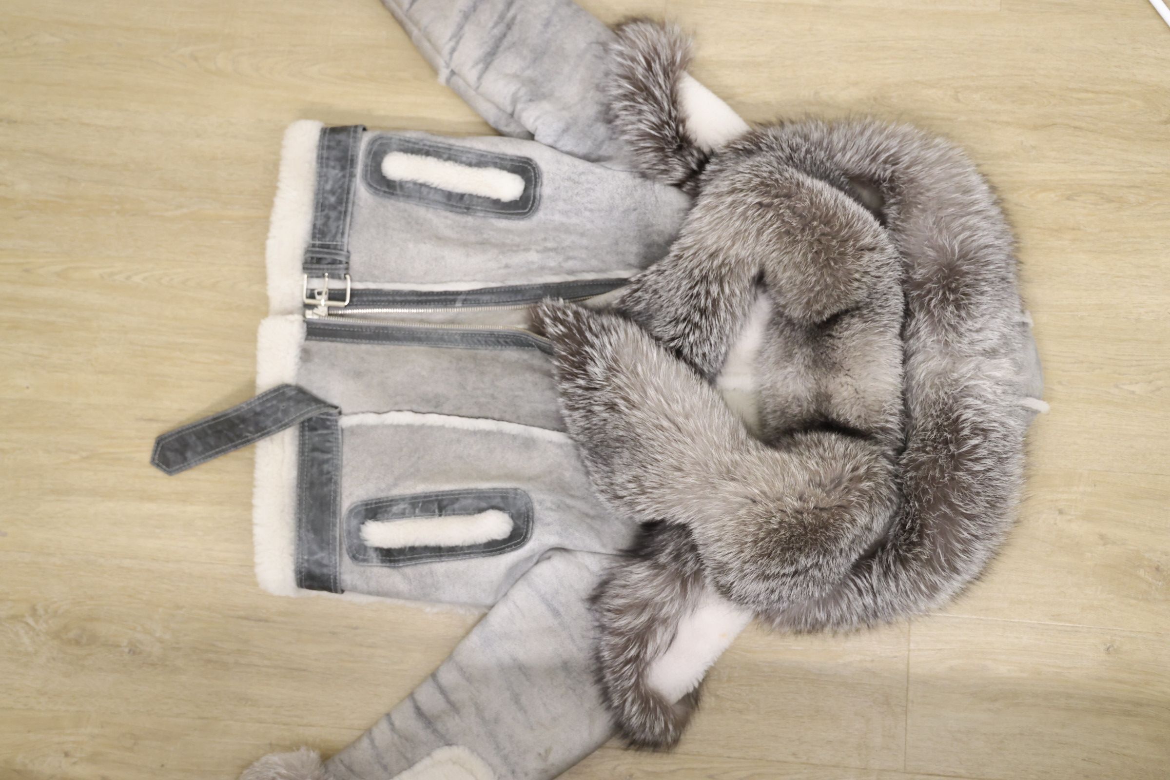 Other Daniels Leather Grey Fur Coat Size US M / EU 48-50 / 2 - 3 Thumbnail