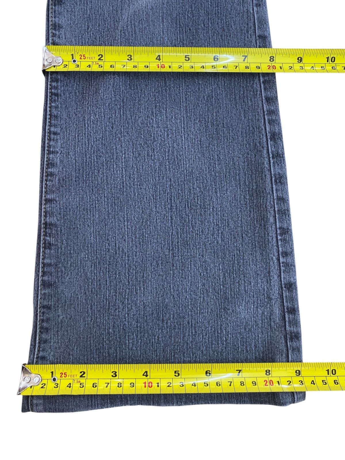 Uniqlo Uniqlo High-Rise Style Flare Jeans Size US 30 / EU 46 - 9 Thumbnail