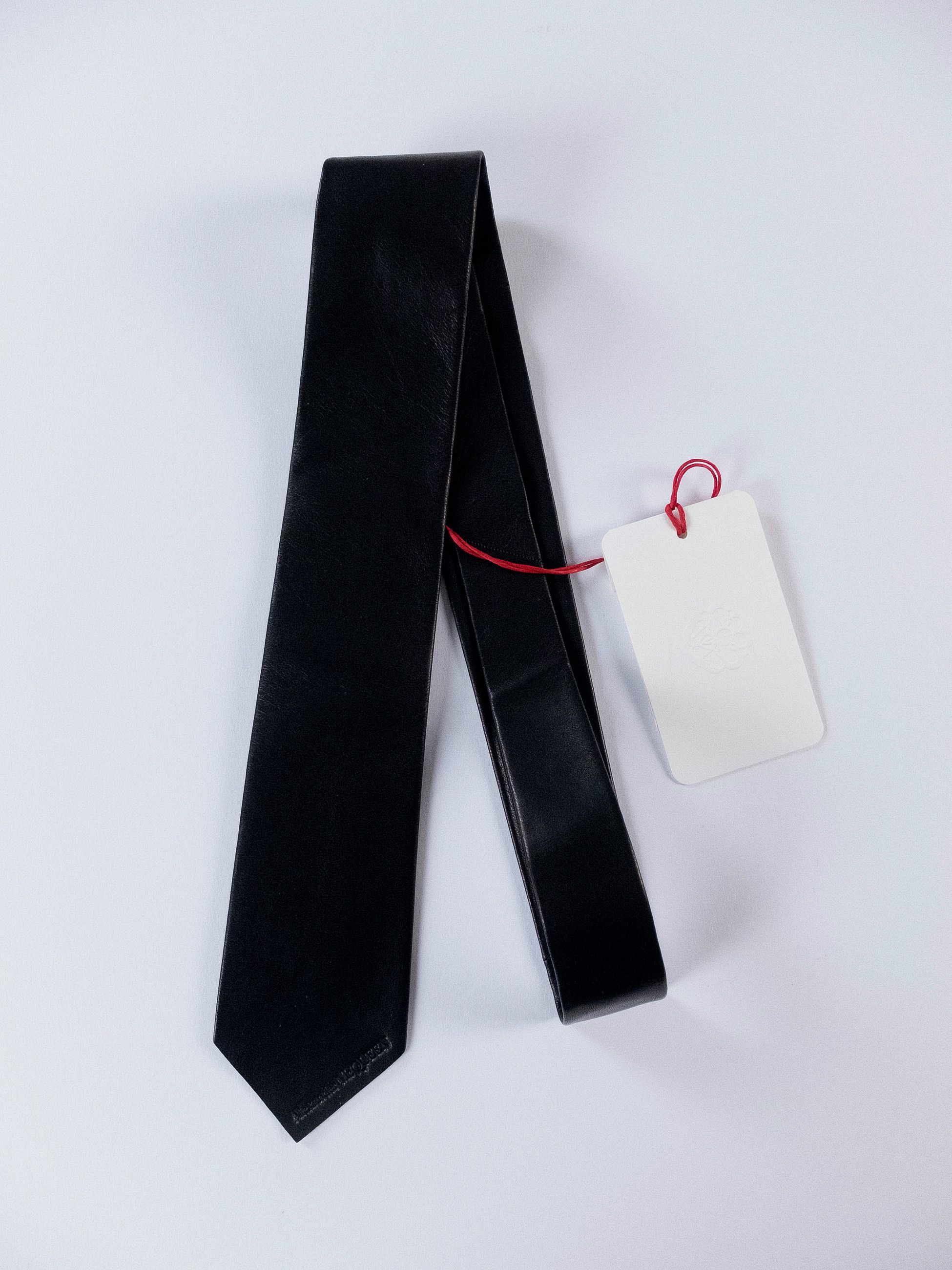 Alexander McQueen ALEXANDER MCQUEEN black leather neck tie NWT Size ONE SIZE - 1 Thumbnail