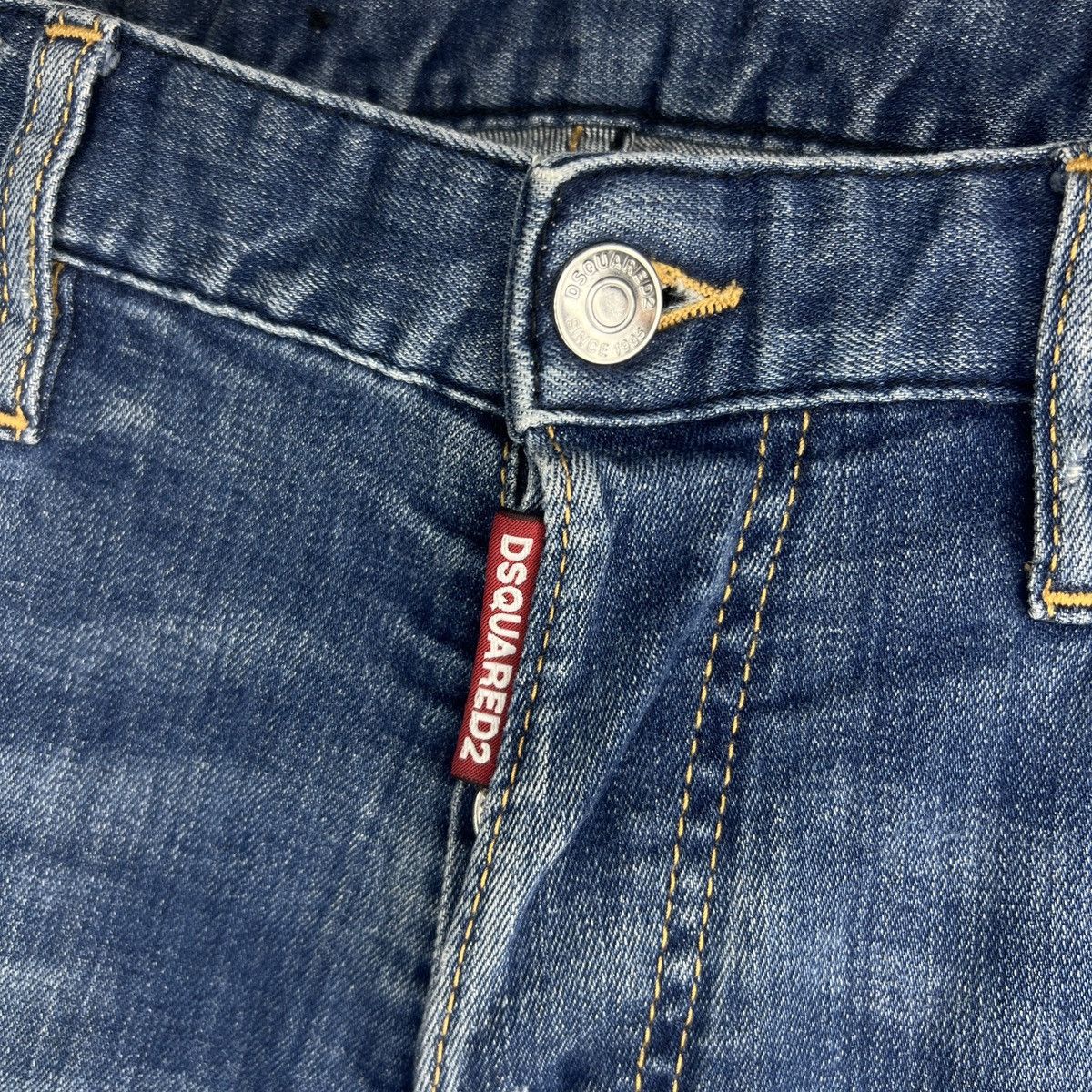Dsquared2 × Japanese Brand × Vintage Dsquared2 Cool Guy Jeans - Dark Blue Washed Distressed Size US 30 / EU 46 - 2 Thumbnail
