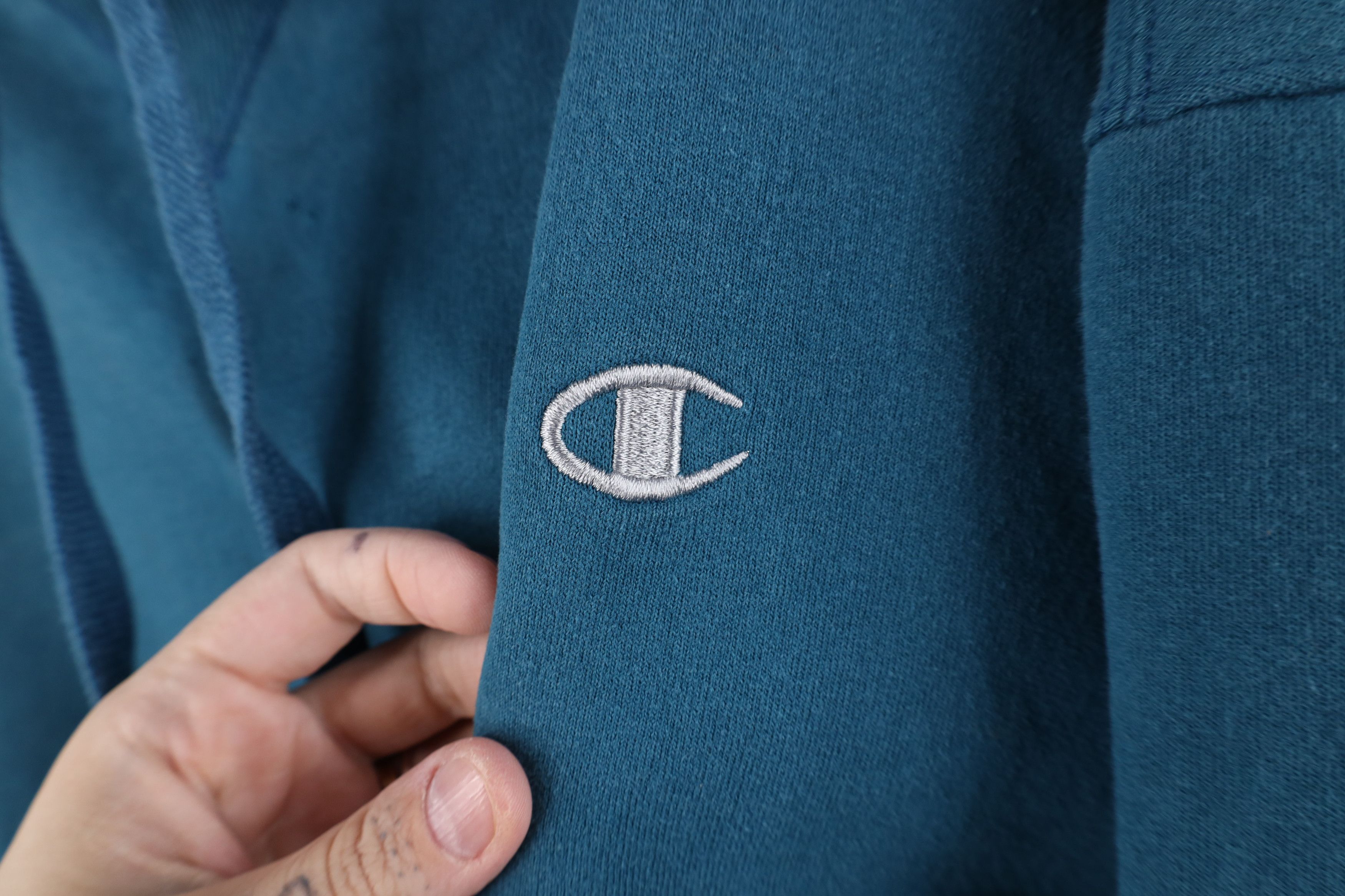 Champion Vintage Champion Classic Logo Hoodie Sweatshirt Teal Blue Size US XL / EU 56 / 4 - 4 Thumbnail