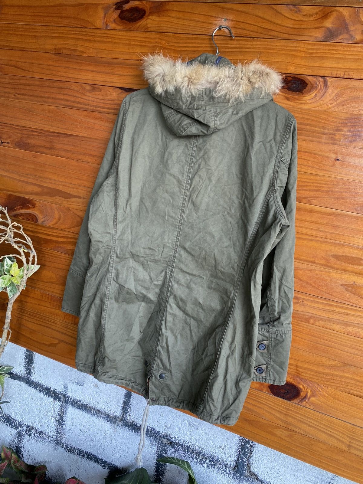 R. Newbold Olive Green Fur Hood Parka Jacket – British Casua