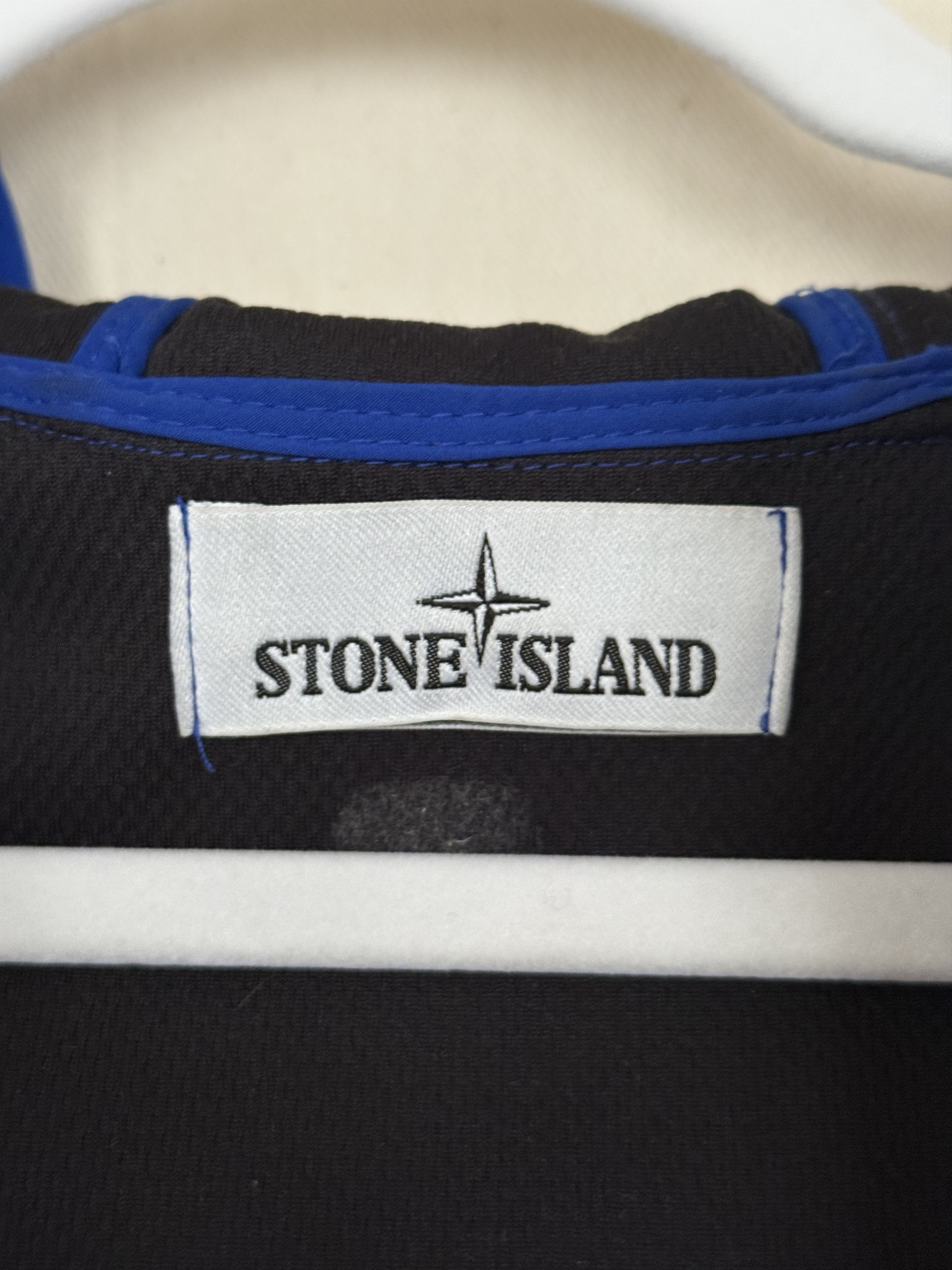 Stone Island Stone Island hooded jacket (Light Soft Shell-R) Size US XL / EU 56 / 4 - 6 Thumbnail