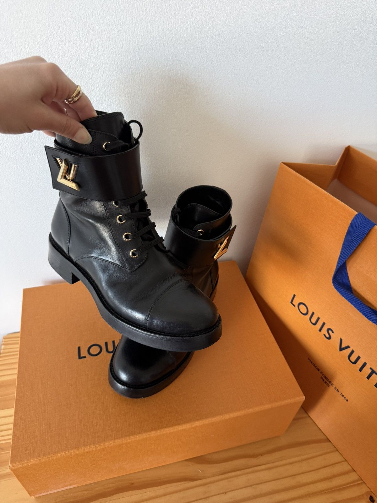 Louis Vuitton Louis Vuitton Wonderland shoes Size US 6.5 / IT 36.5 - 4 Thumbnail