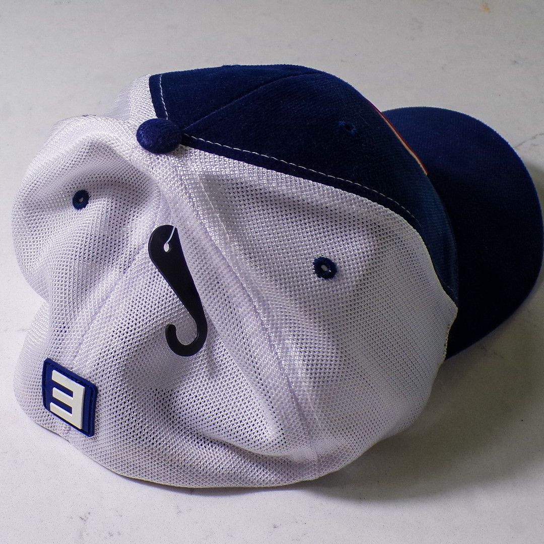 Vintage 2002 Blue/White Eminem Fitted S/M Baseball Hat Size 38 - 2 Thumbnail