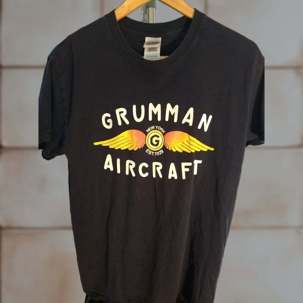 Gildan VINTAGE Northrop Grumman Aircraft T-shirt NY Size M military Gildan Short Sleeve 1990s Mens Size US M / EU 48-50 / 2 - 1 Thumbnail