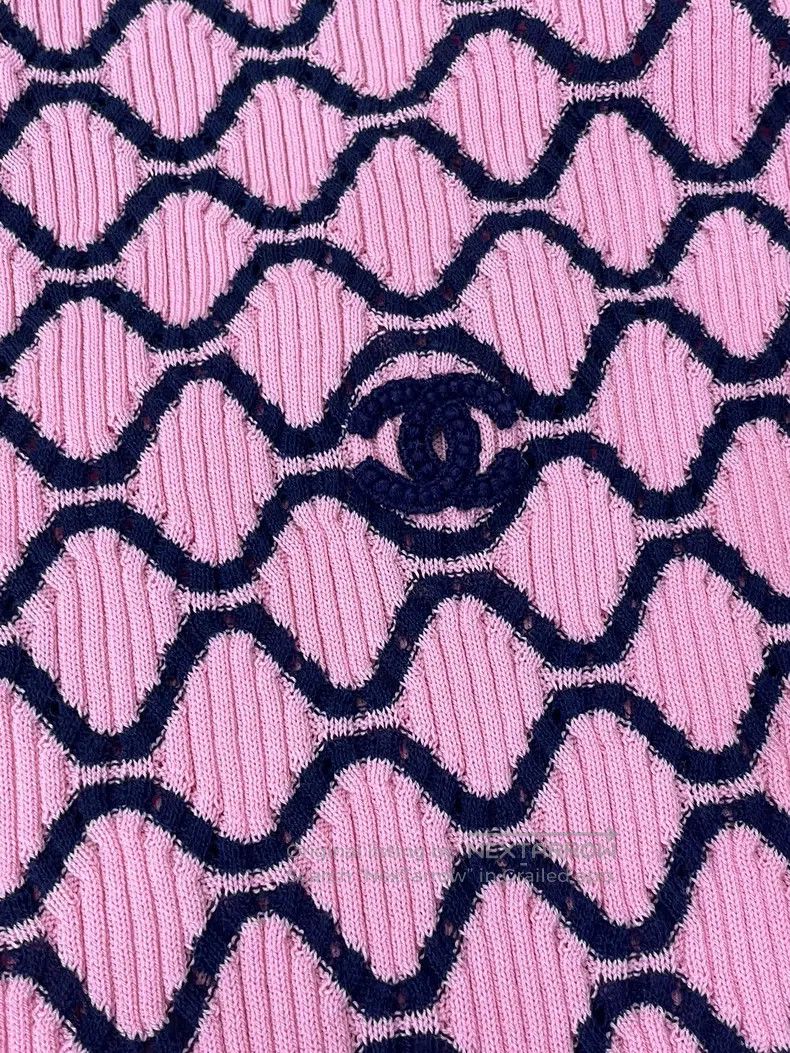 Chanel Chanel Pink and blue plaid knitted short sleeves Size XXS / US 00 / IT 34 - 2 Thumbnail