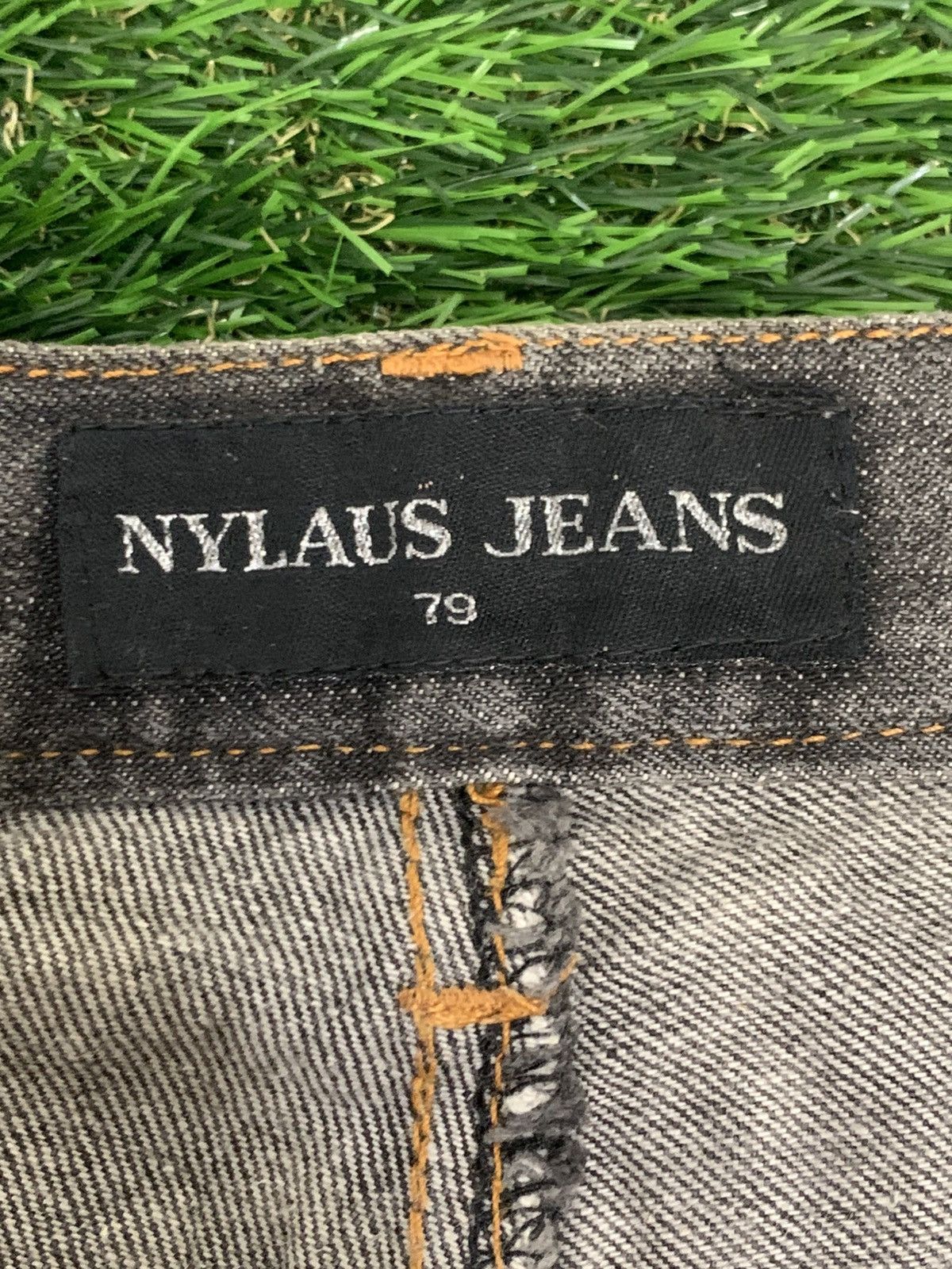 Vintage NYLAUS Double Waist Clawmark Distressed Faded Jean Size US 30 / EU 46 - 11 Thumbnail