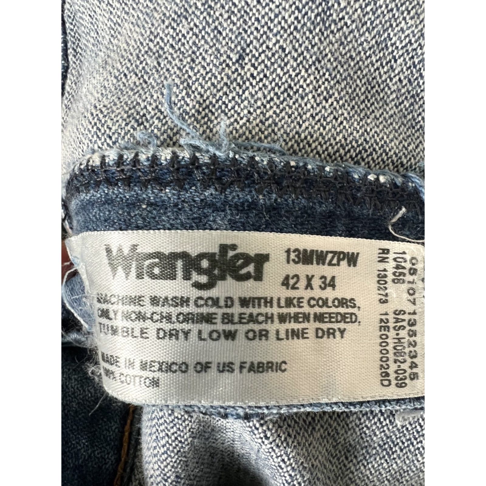 Wrangler VINTAGE Wrangler 13MWZ Jeans Blue Denim Regular Fit Cowboy Size 40x34 READ Size US 40 / EU 56 - 4 Thumbnail