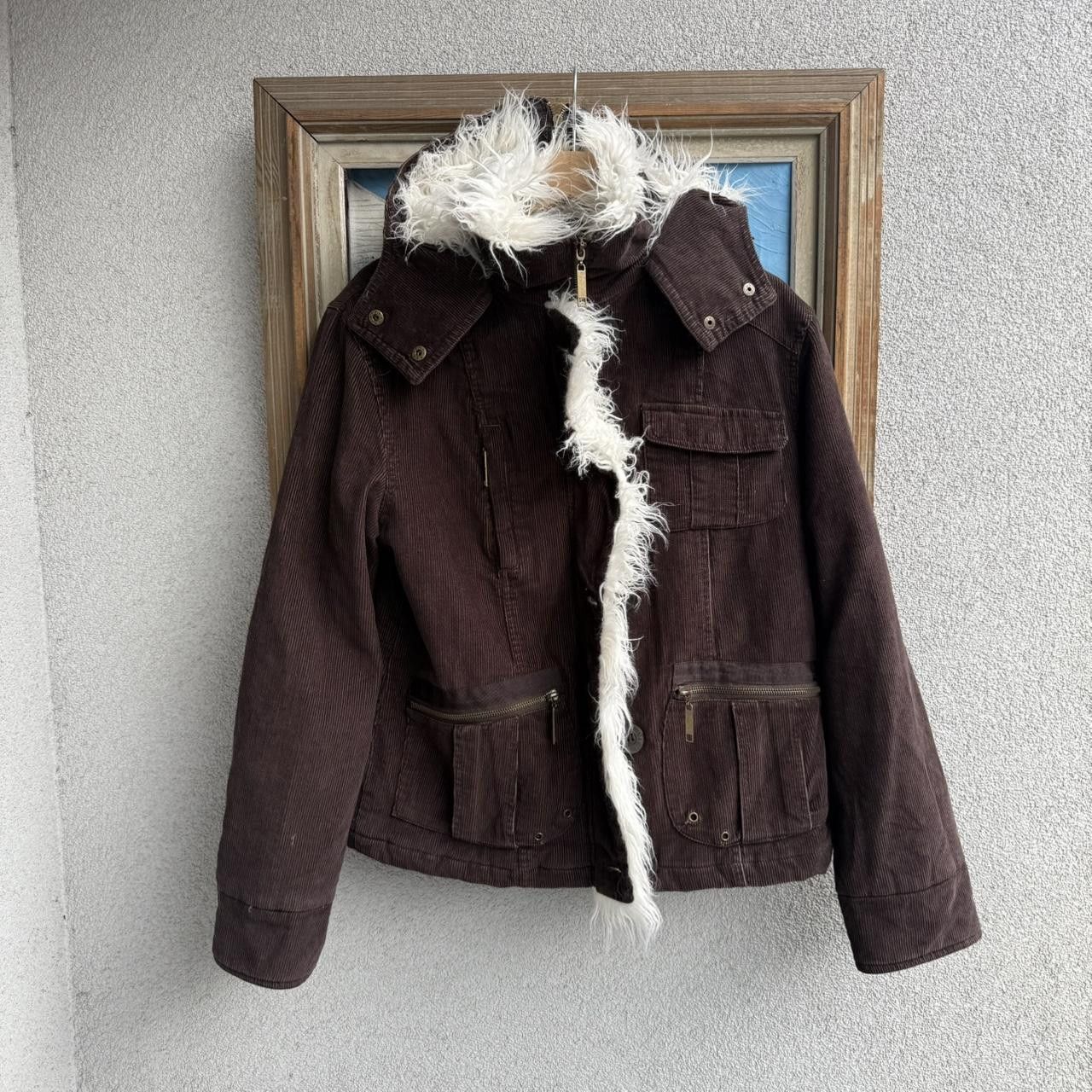 Vintage Brown corduroy jacket with white faux fur trim and hood Size US M / EU 48-50 / 2 - 1 Thumbnail