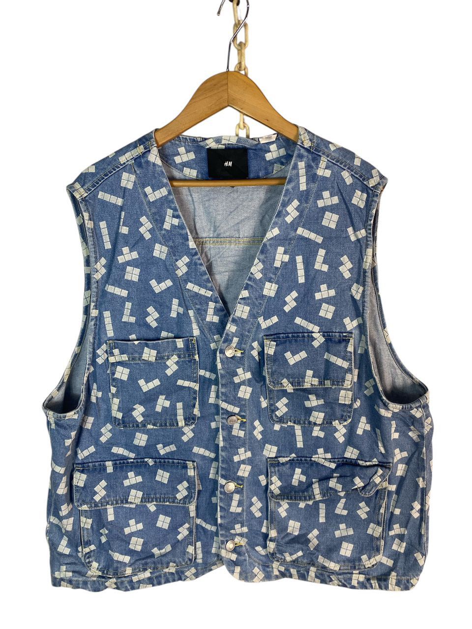 H&M H&M x Tetris puzzle game fullprint denim vest Size US L / EU 52-54 / 3 - 1 Thumbnail