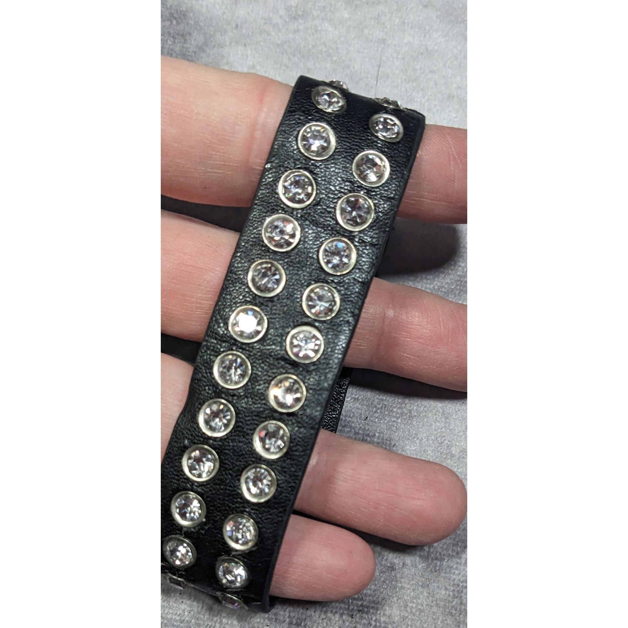 Other Glam Goth Rhinestone Studded Faux Leather Bracelet Size ONE SIZE - 7 Thumbnail