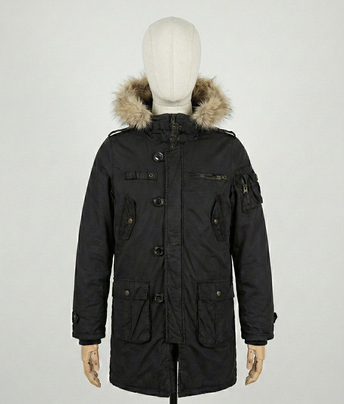 GOA Navana if six was nine LGB quilted fur hoodie vkei jacket Size US M / EU 48-50 / 2 - 1 Thumbnail