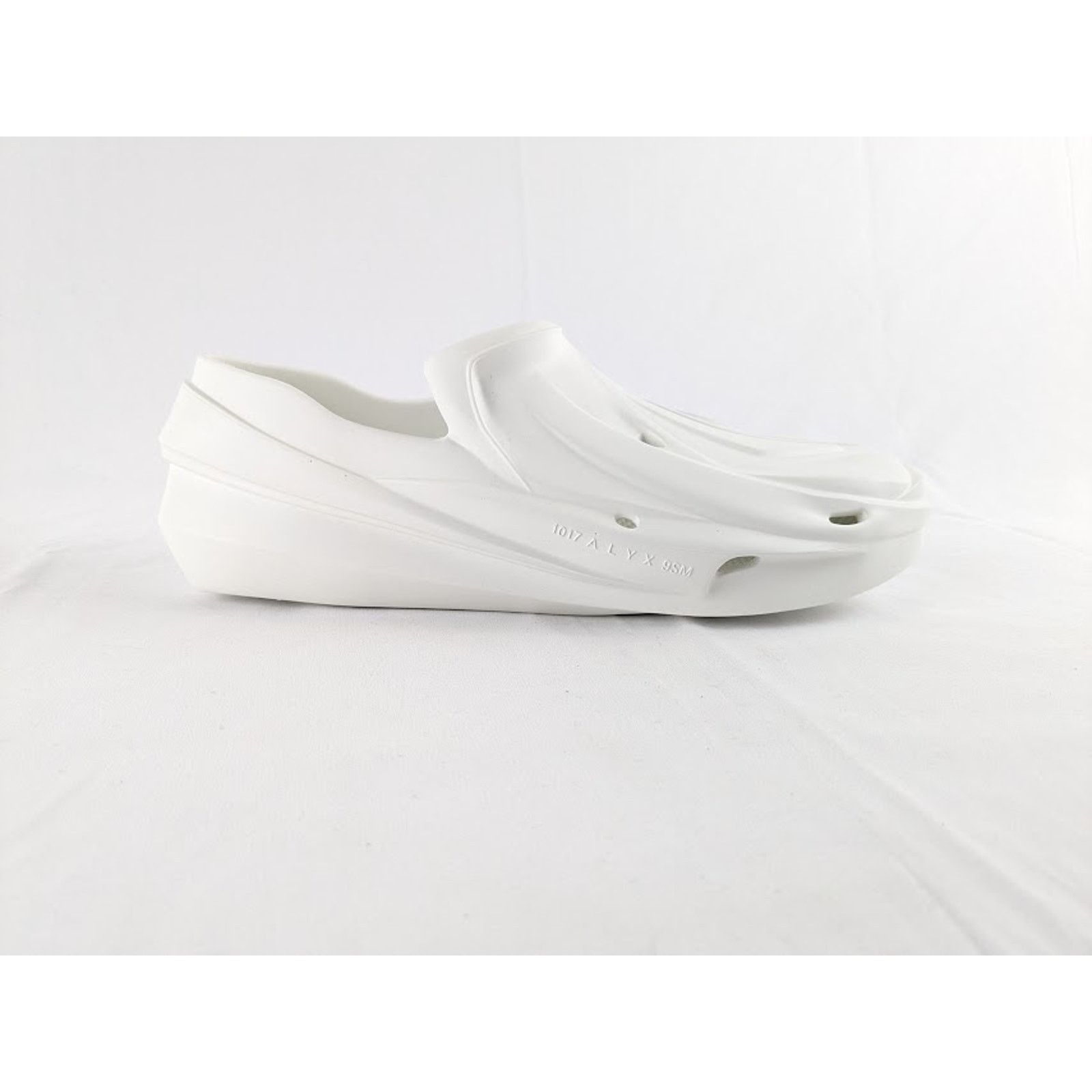 1017 ALYX 9SM o1rshd1 Mono Slip on in White Size US 12 / EU 45 - 1 Thumbnail