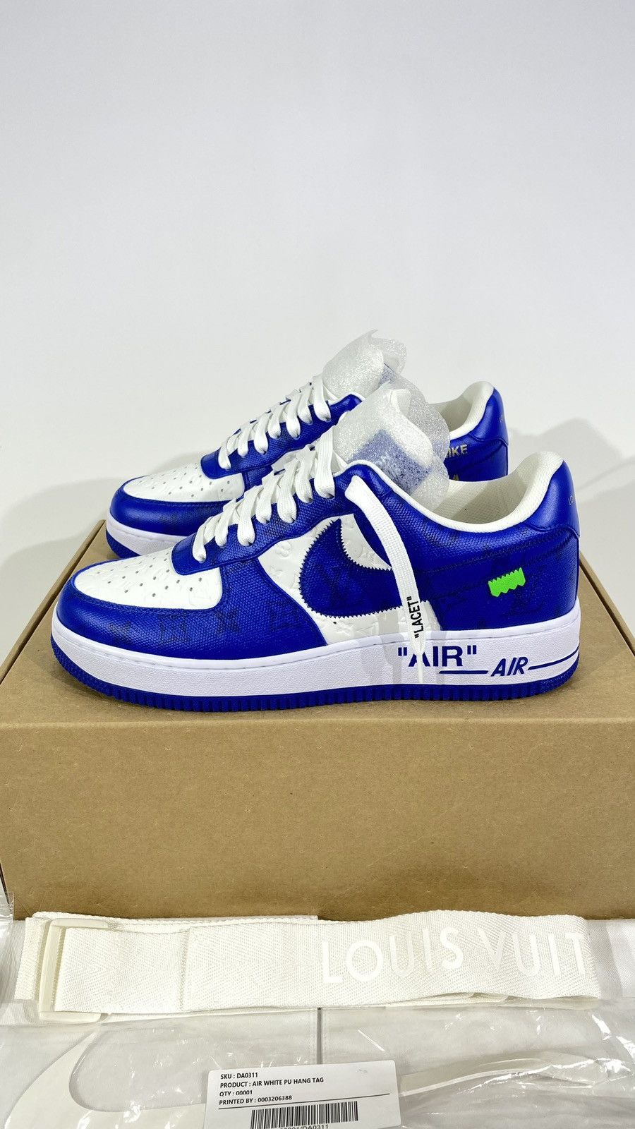 Louis Vuitton Louis Vuitton X Nike Off White 9 Blue Air Force 1 Size US 9 / EU 42 - 2 Thumbnail