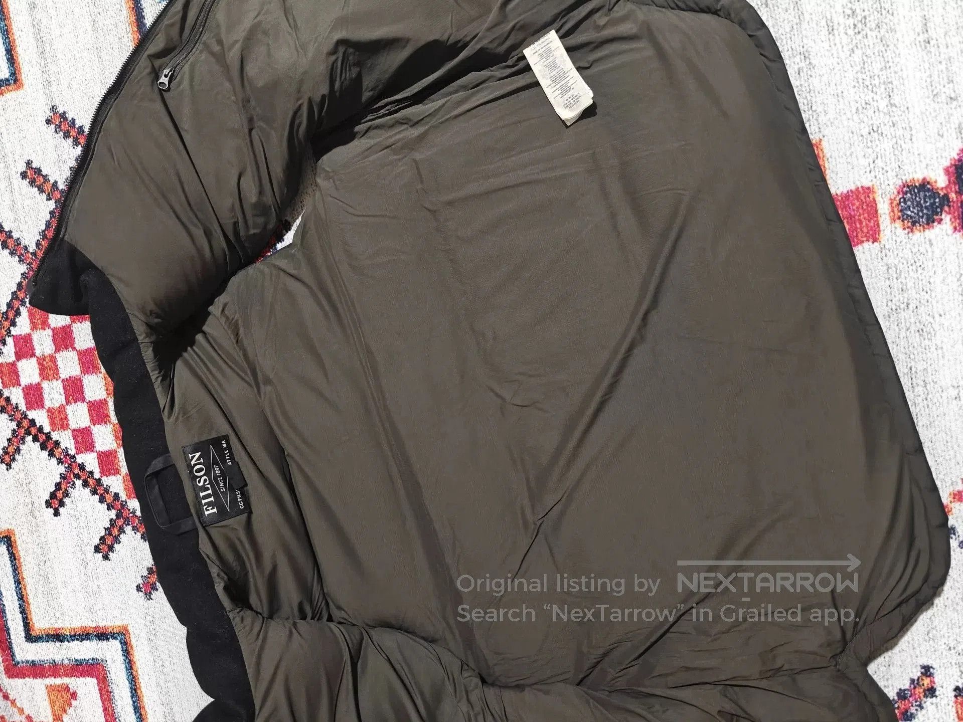 Filson Filson Down Cruiser Waxed Vest. Size US L / EU 52-54 / 3 - 3 Thumbnail
