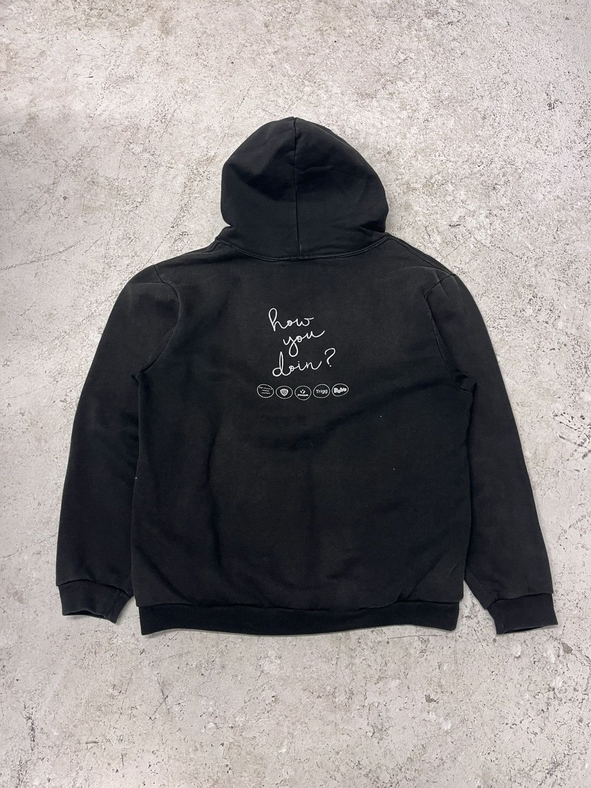 Vintage Vintage black friends hoodie Size US M / EU 48-50 / 2 - 4 Thumbnail
