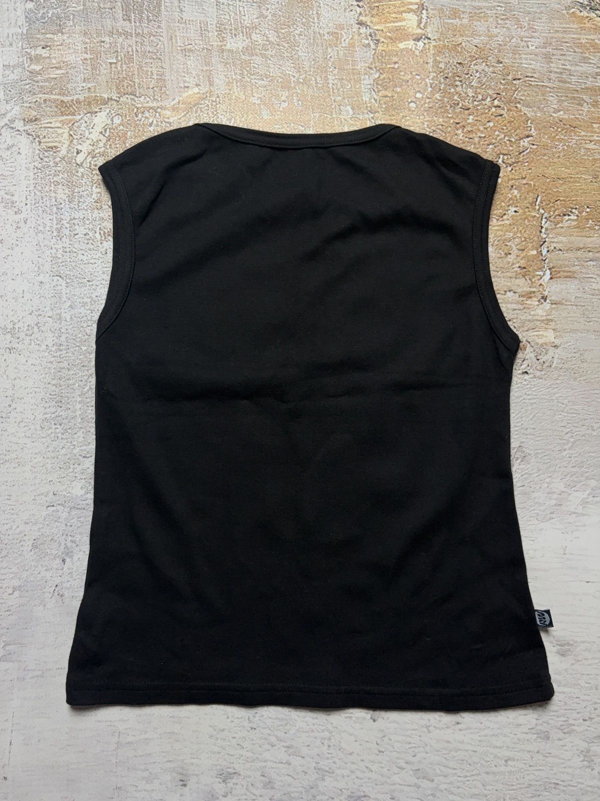 Japanese Brand Vintage 2000 merch printed face tank top Size S / US 4 / IT 40 - 6 Thumbnail
