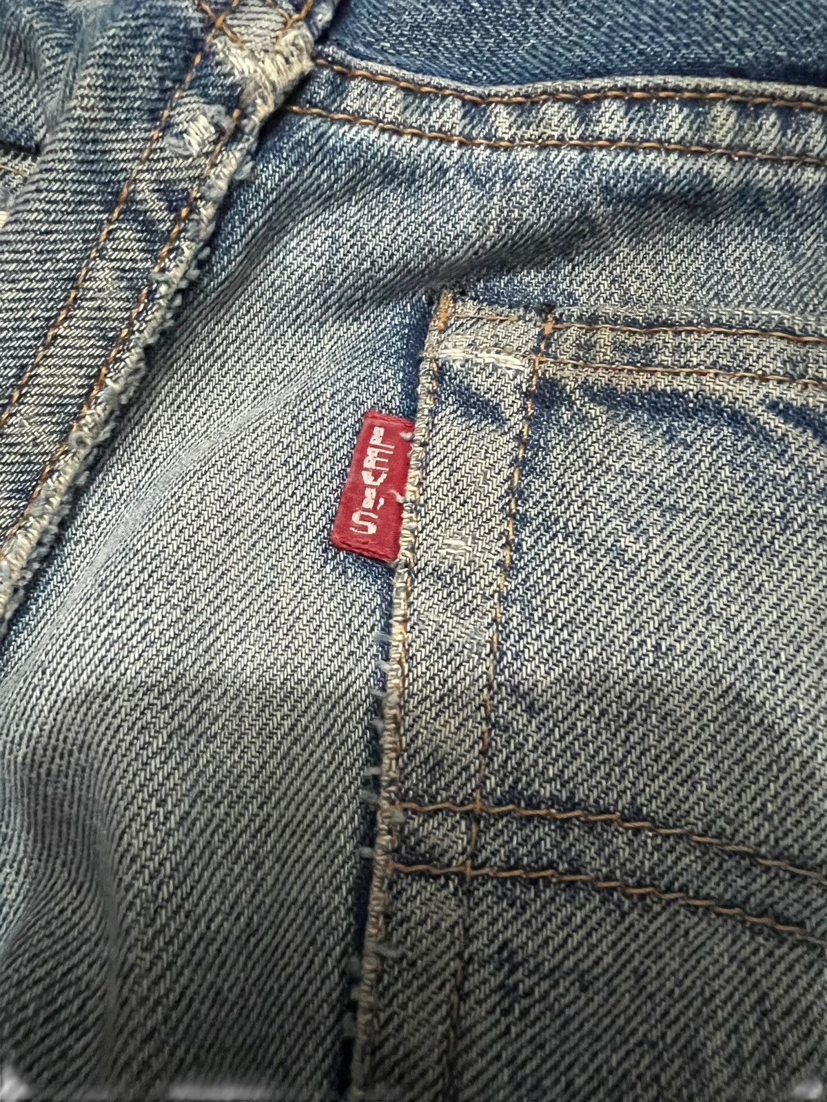 Levi's True Vintage Levis 501 Big E Selvedge Distressed Jean Size US 31 - 19 Thumbnail
