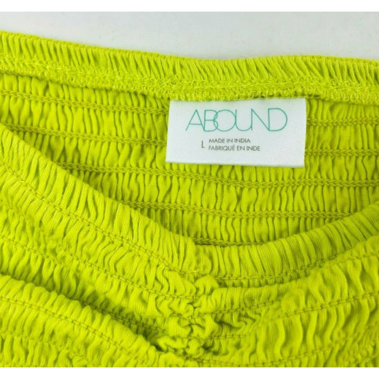 Vintage ABOUND T-shirt Women's L Neon Green Smocked Off Shoulder Crop top NWT Size L / US 10 / IT 46 - 5 Thumbnail