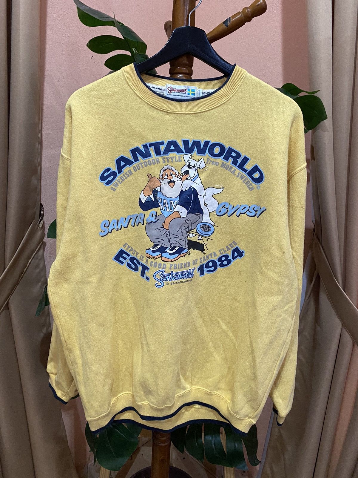 Vintage Vintage SANTAWORLD Sweatshirt - Swedish Outdoor Style Size US XL / EU 56 / 4 - 1 Thumbnail