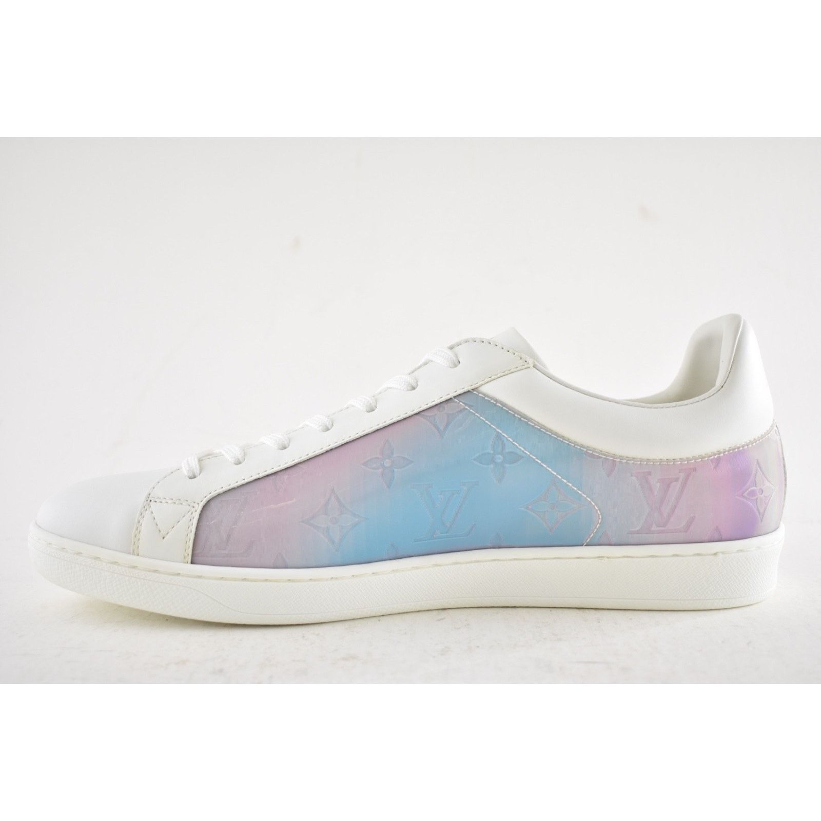Louis Vuitton Louis Vuitton Luxembourg Prism White Monogram Logo Low Size US 9 / EU 42 - 10 Thumbnail