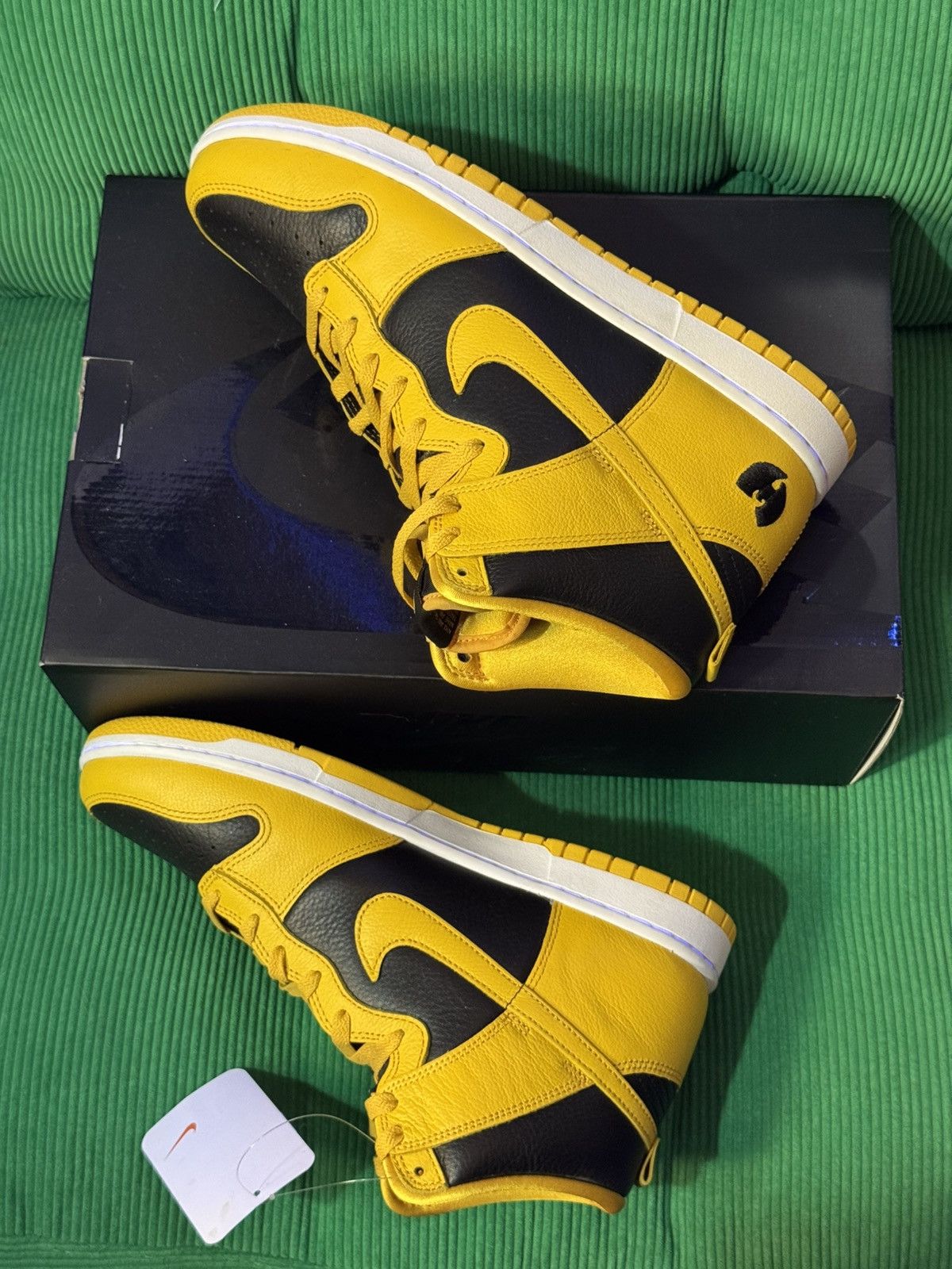 Nike Nike Dunk Hi Retro x Wutang Clan Shoes Size US 10.5 / EU 43-44 - 7 Thumbnail