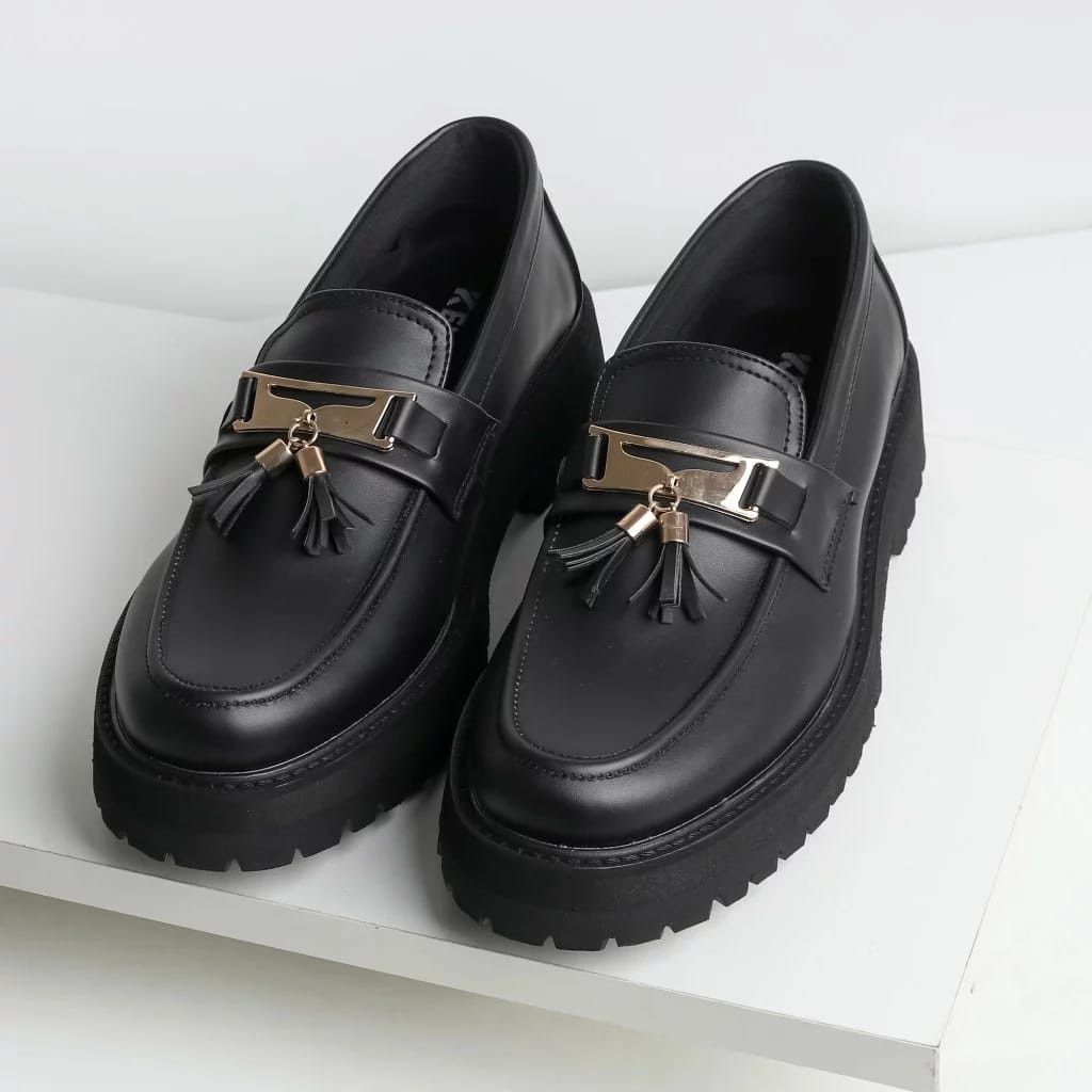 Designer Zephyr Leather Loafer Size US 10 / EU 43 - 2 Thumbnail
