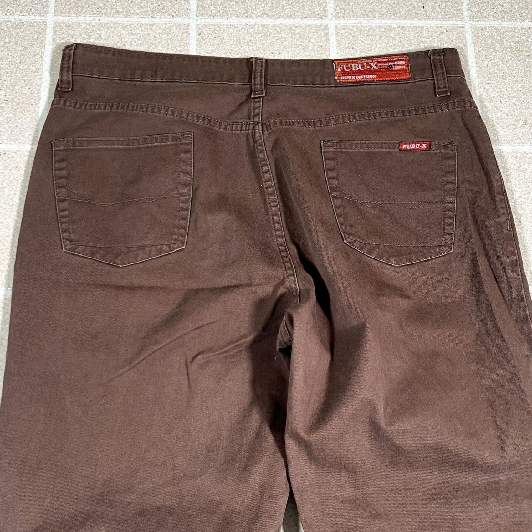 Fubu VINTAGE Y2K Fubu X Rugged Outdoor Brown Wide-Leg Hiking Pants Khakis 34 Regular Mens 30 Inseam Baggy Flare 10 in Leg Opening Size US 34 / EU 50 - 2 Thumbnail