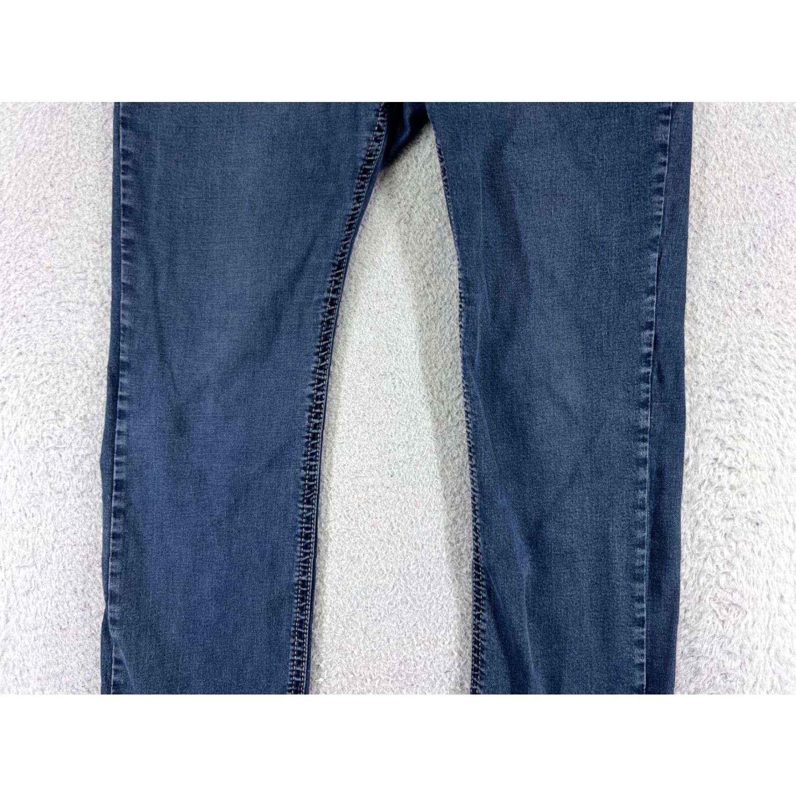 Dillard's Dillards Jeans Womens Denim Straight Leg Blue 25x30 5-Pocket Embroidered Zip Medium Wash Cotton Polyester Men? Size 42" / US 20 - 3 Thumbnail