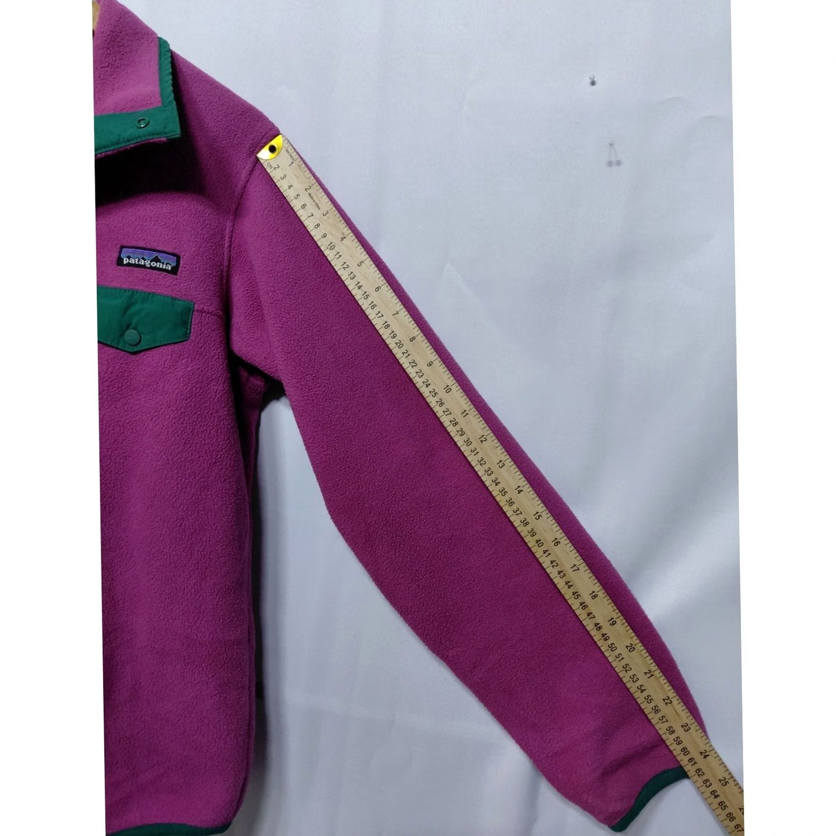 Patagonia Patagonia Synchilla Fleece Pullover Pink Solid Long Sleeve Women's Size S Pullover Casual Outdoor Wool? No, Polyester Size S / US 4 / IT 40 - 7 Thumbnail