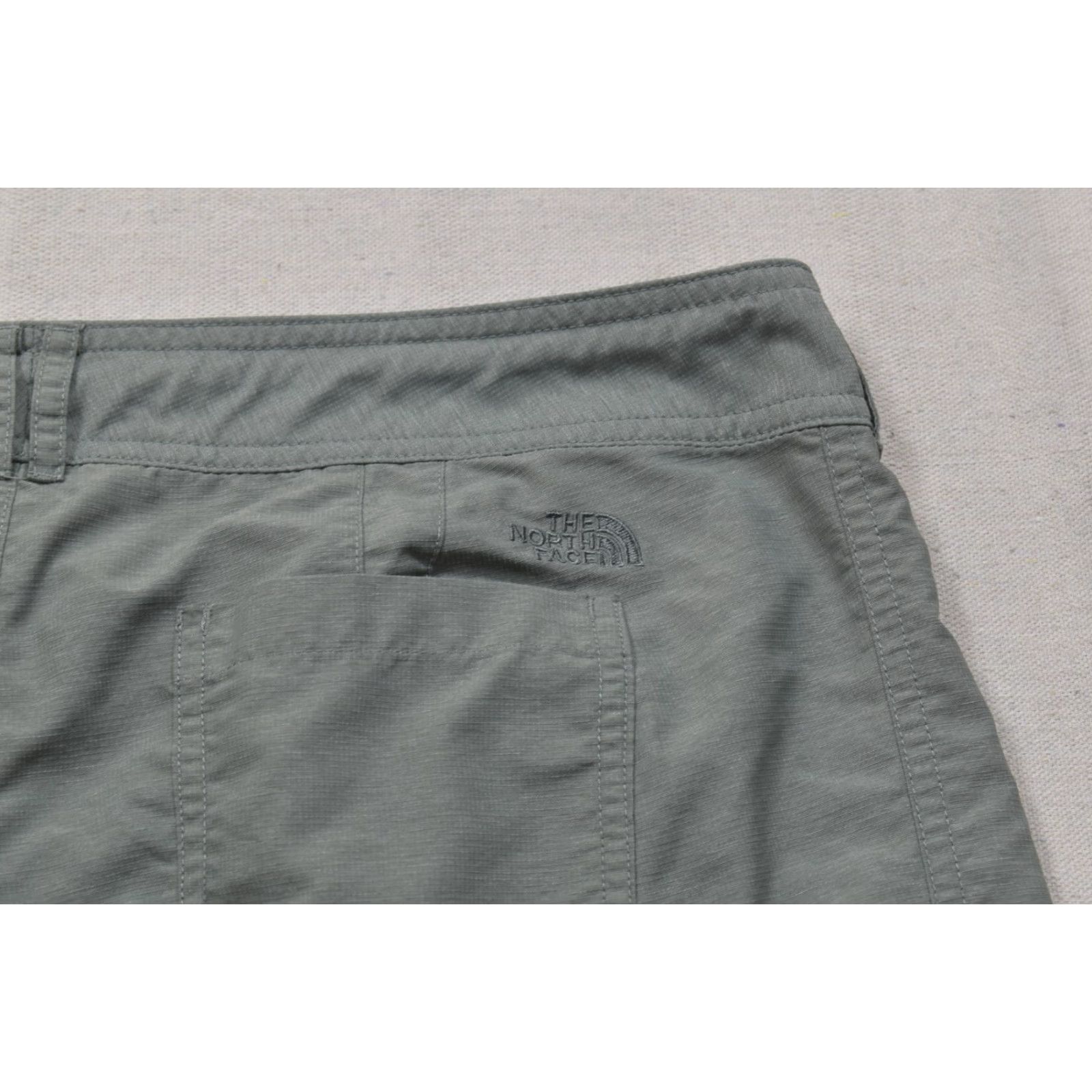 The North Face The North Face Women Size 10 Gray Aphrodite 2.0 Capri Hiking Pants Lightweight Size 32" / US 10 / IT 46 - 5 Thumbnail