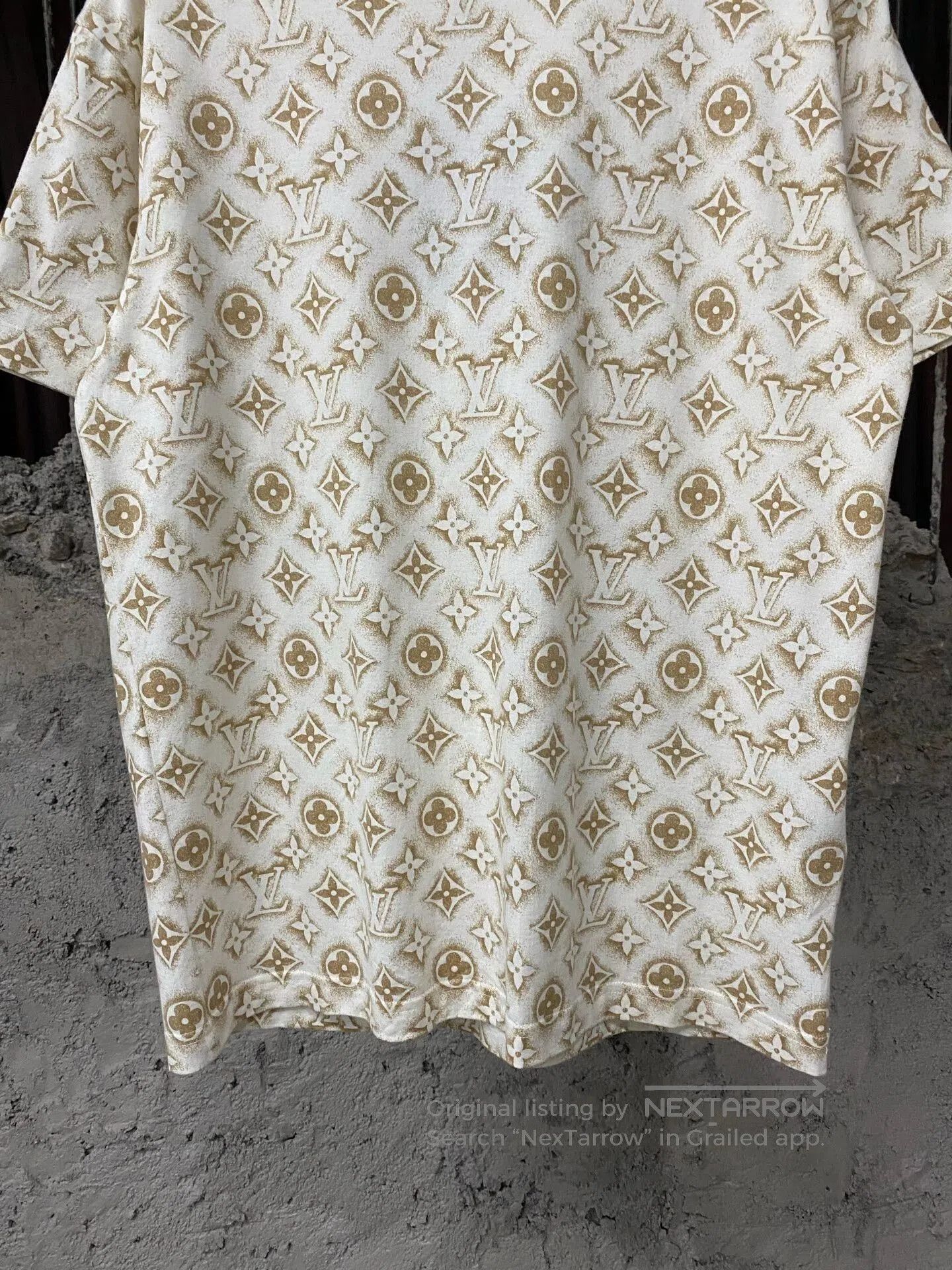 Louis Vuitton louis vuitton short sleeve top xs. Size XS / US 0-2 / IT 36-38 - 5 Thumbnail
