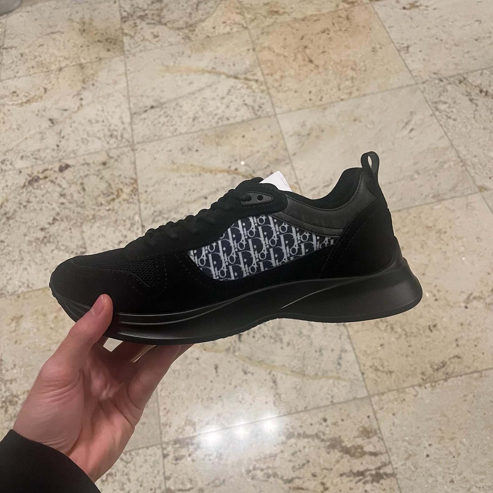 Dior o1rshd1 B25 Triple Runner Suede Oblique Mesh Sneakers Black Size US 6 / EU 39 - 2 Thumbnail