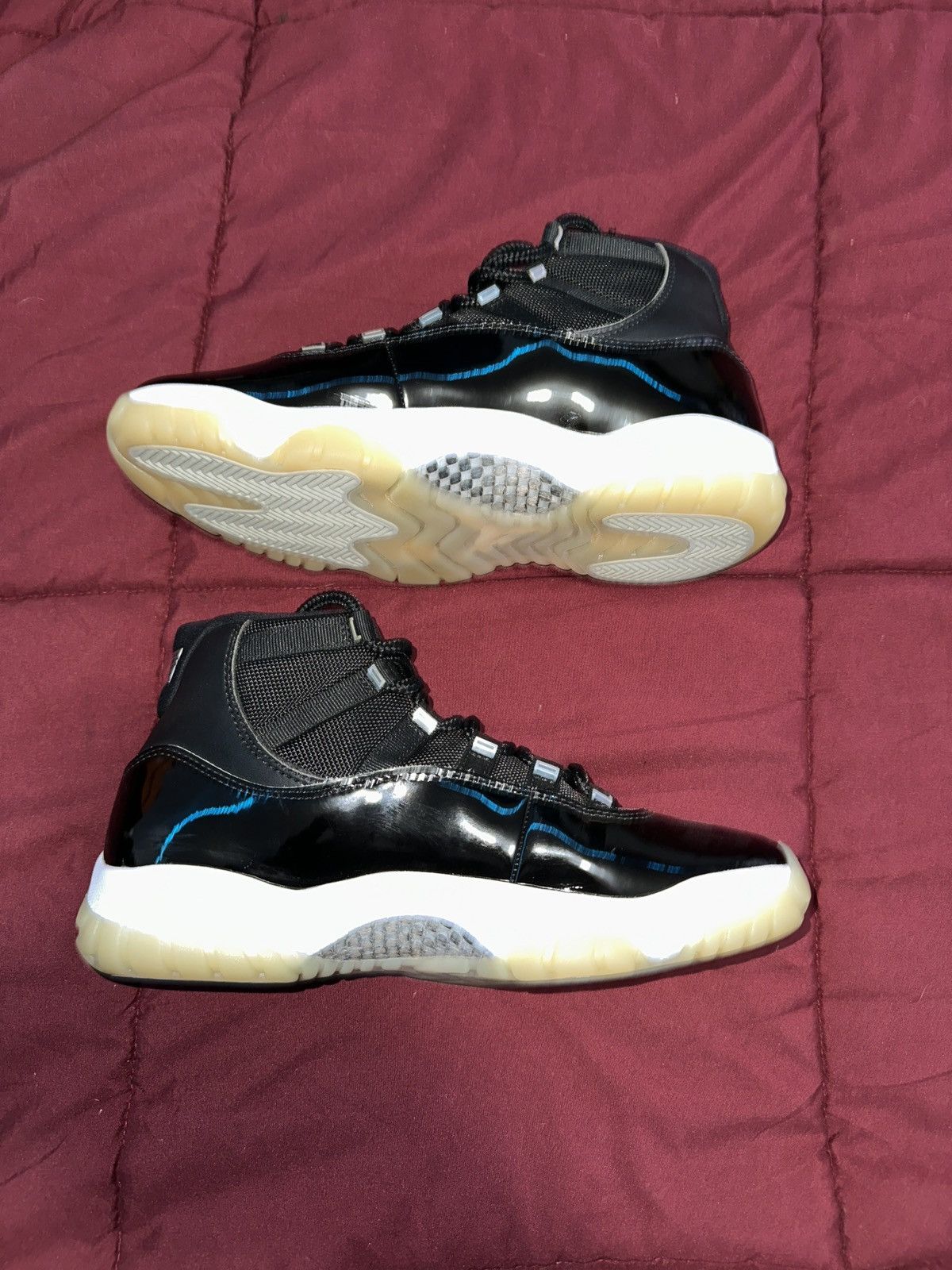 Jordan Brand Jordan 11 jubilee Size US 8 / EU 41 - 2 Thumbnail