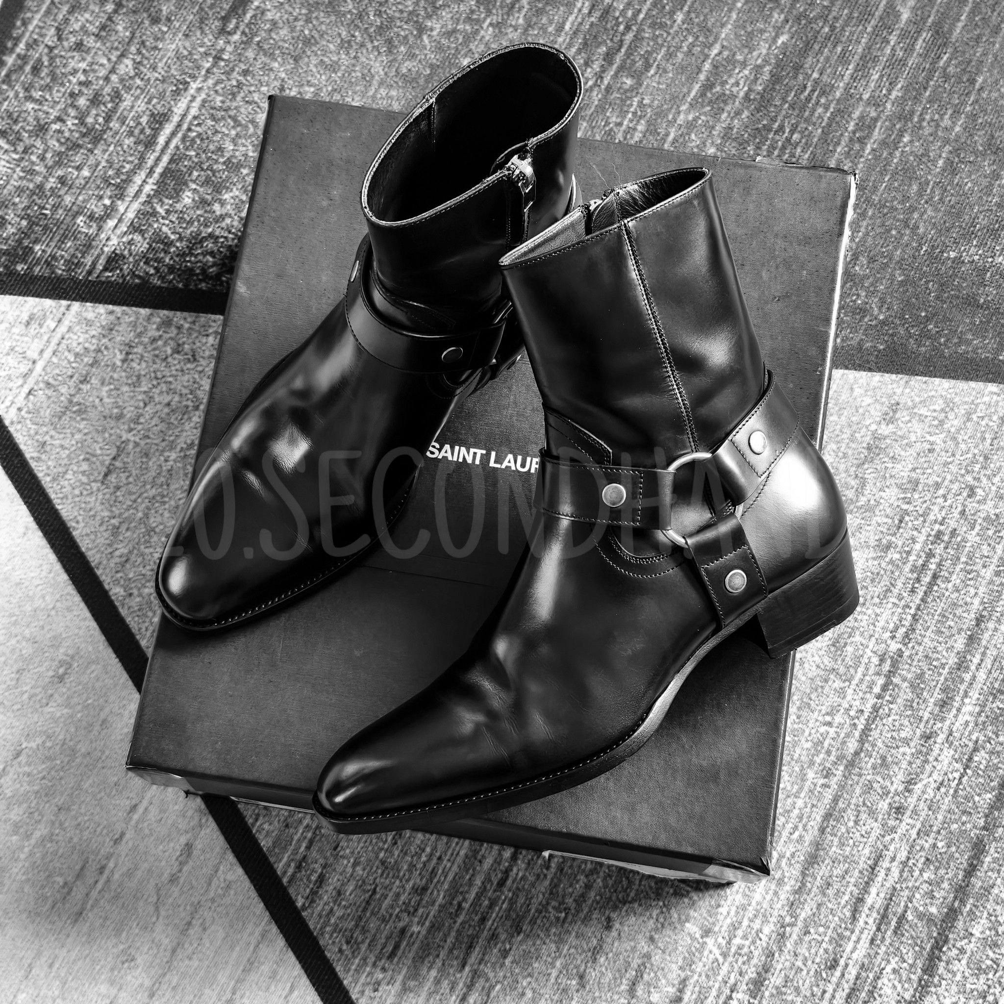 Saint Laurent Paris Wyatt Harness Boots In Smooth Leather
